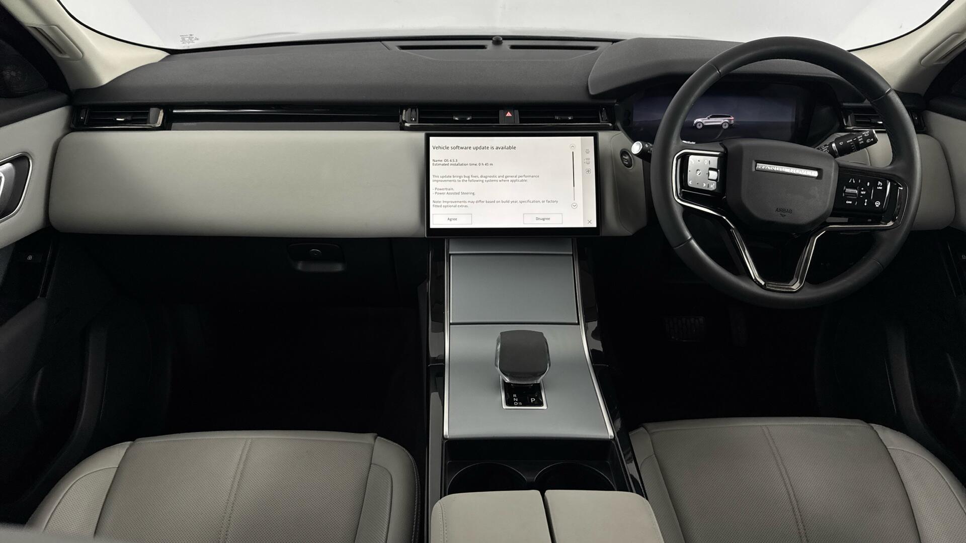 Land Rover Range Rover Velar view 11
