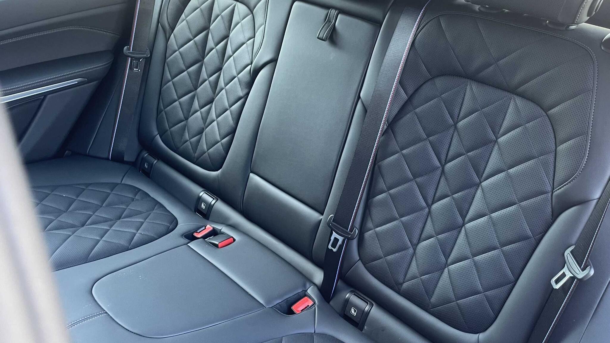 BMW X5 view 13