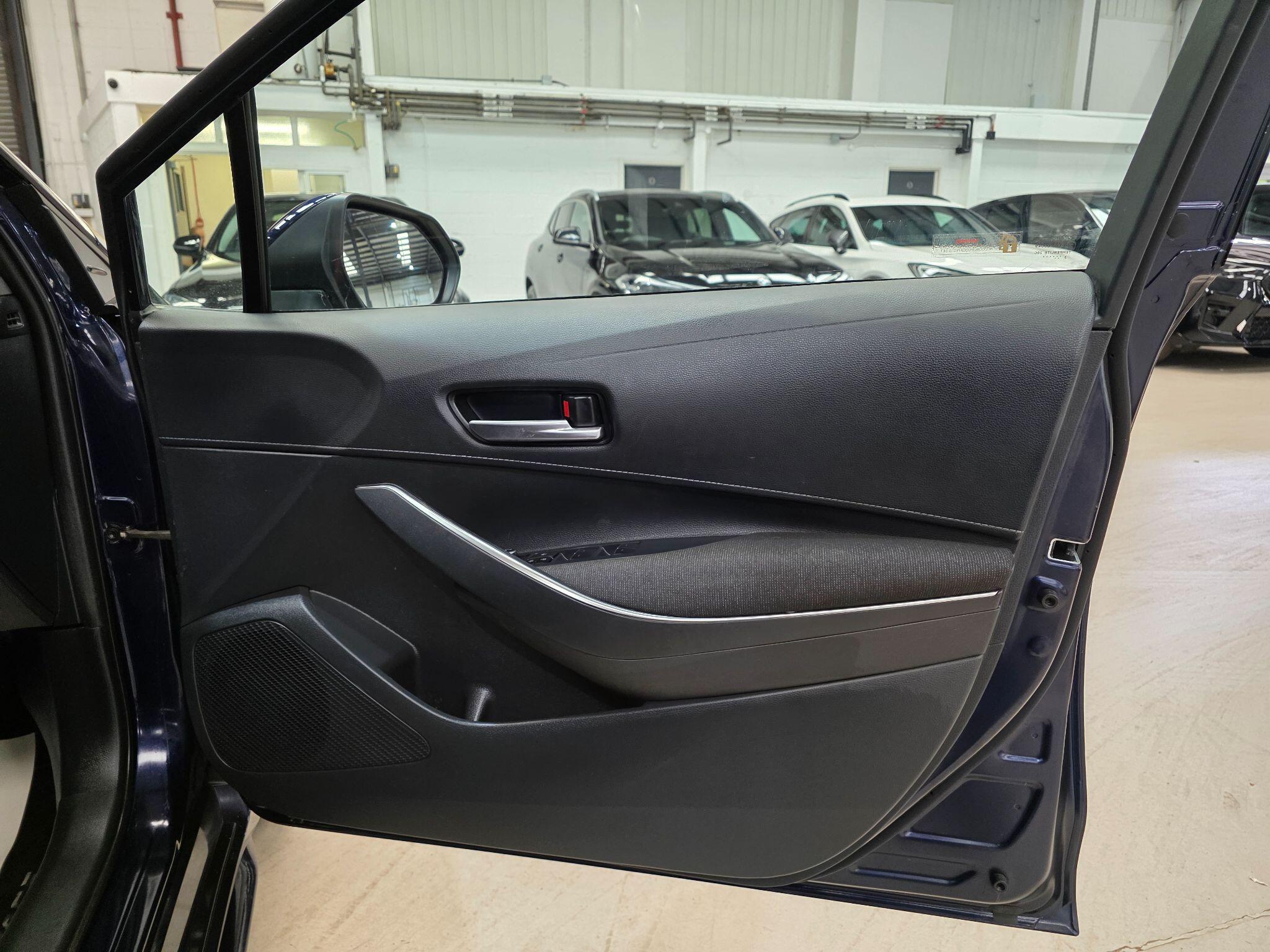Suzuki Swace view 11