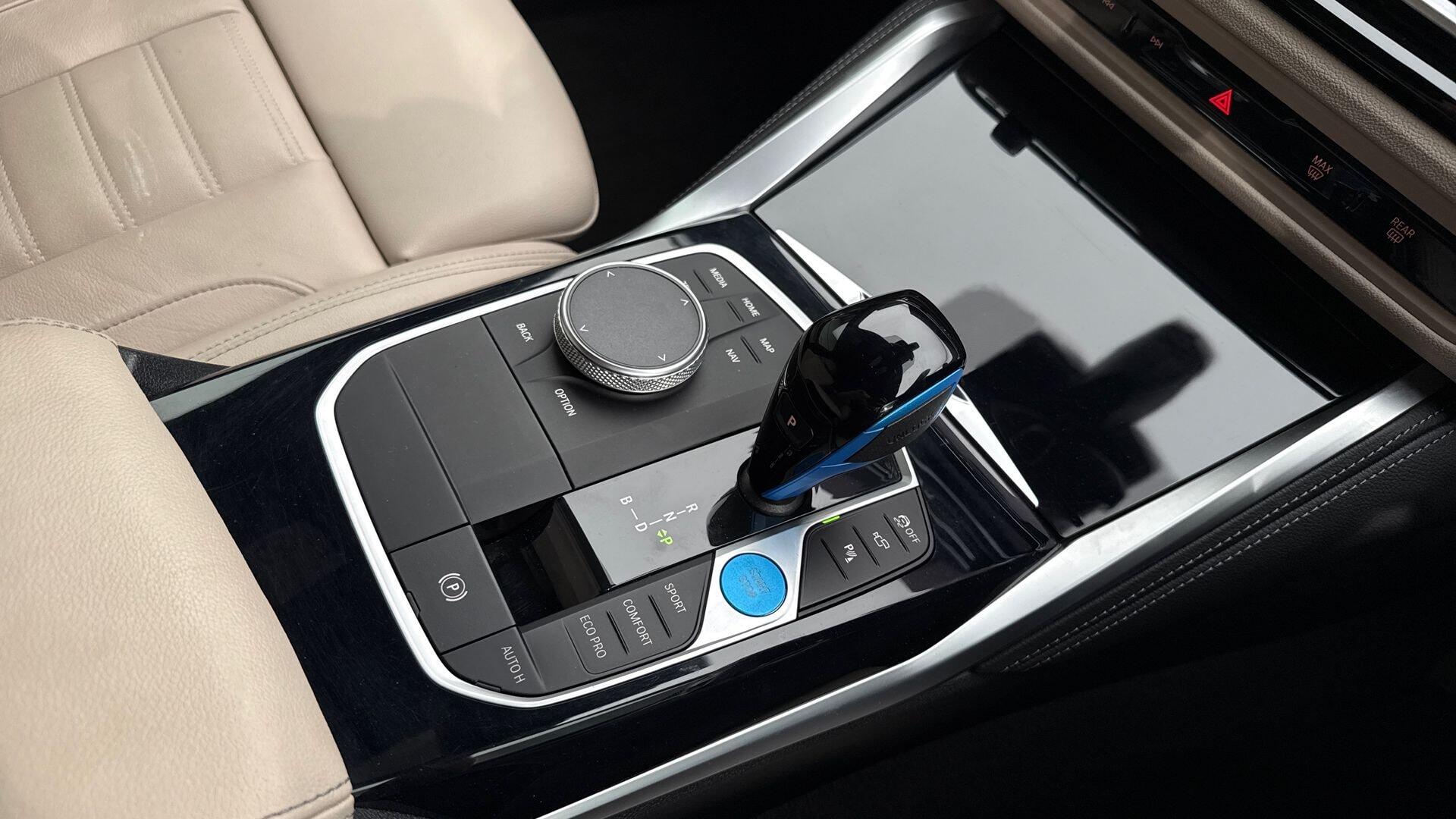 BMW I4 view 10