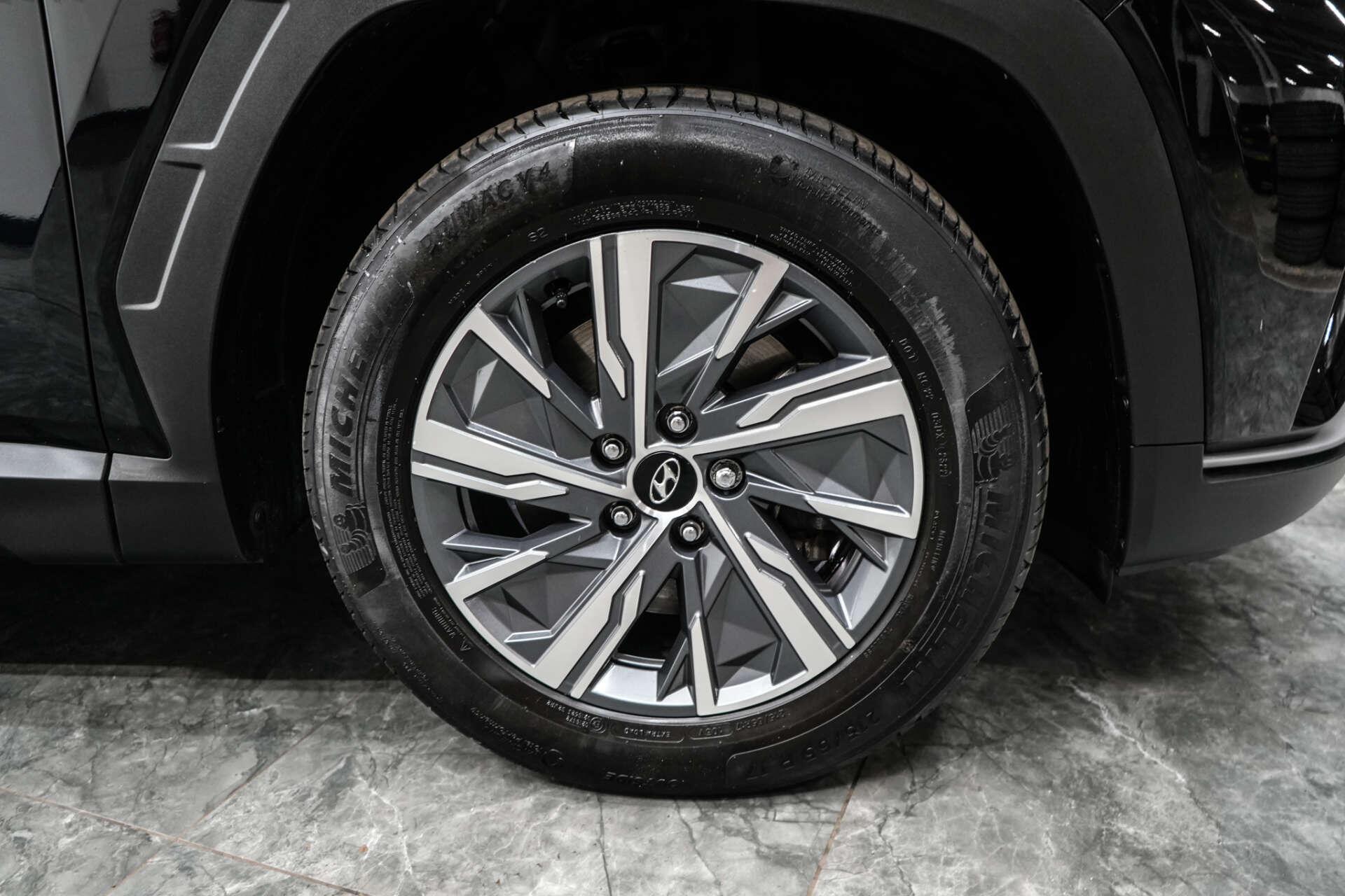 Hyundai Tucson view 7