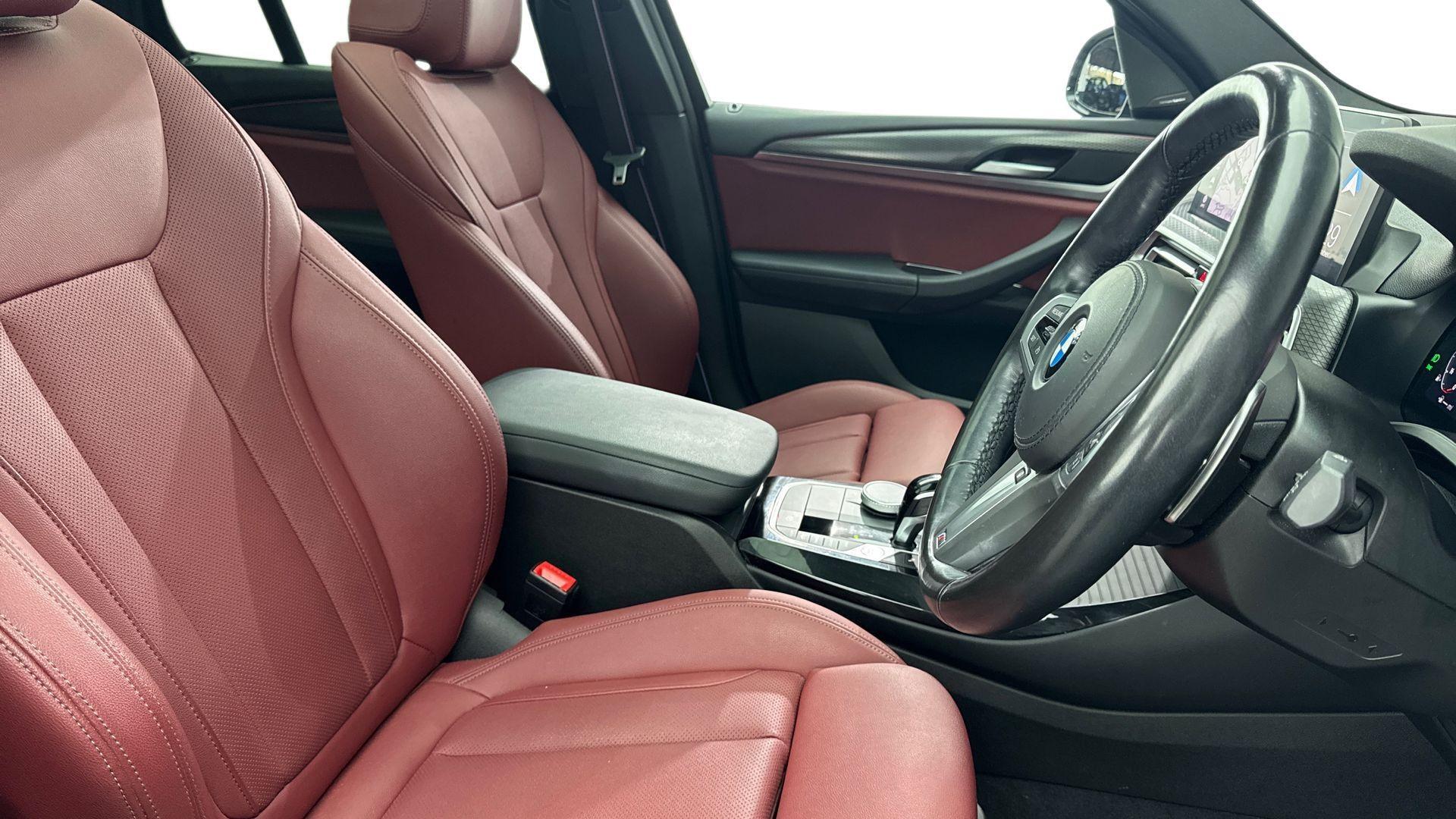 BMW X3 view 11
