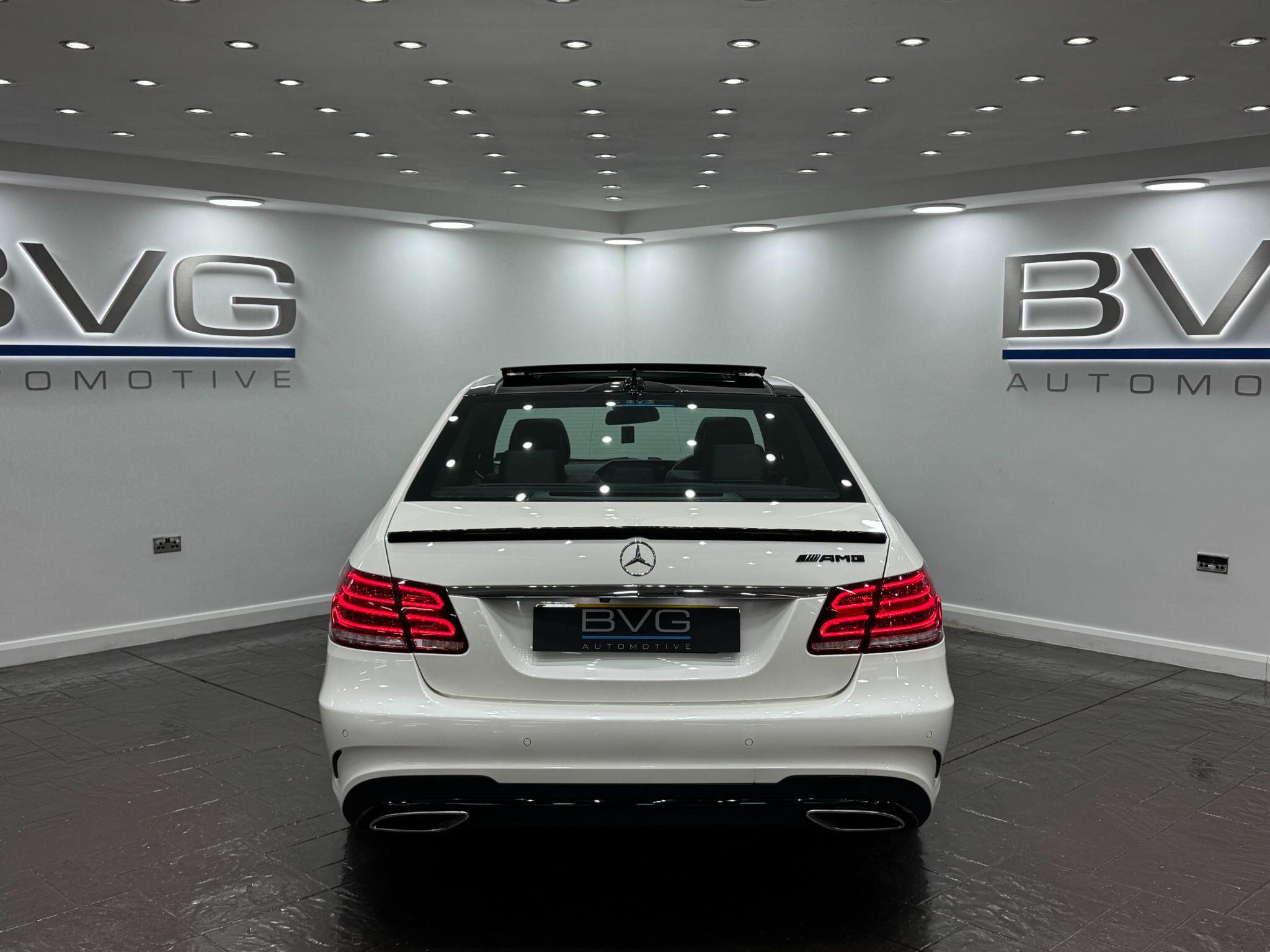 Mercedes-Benz E-Class view 8