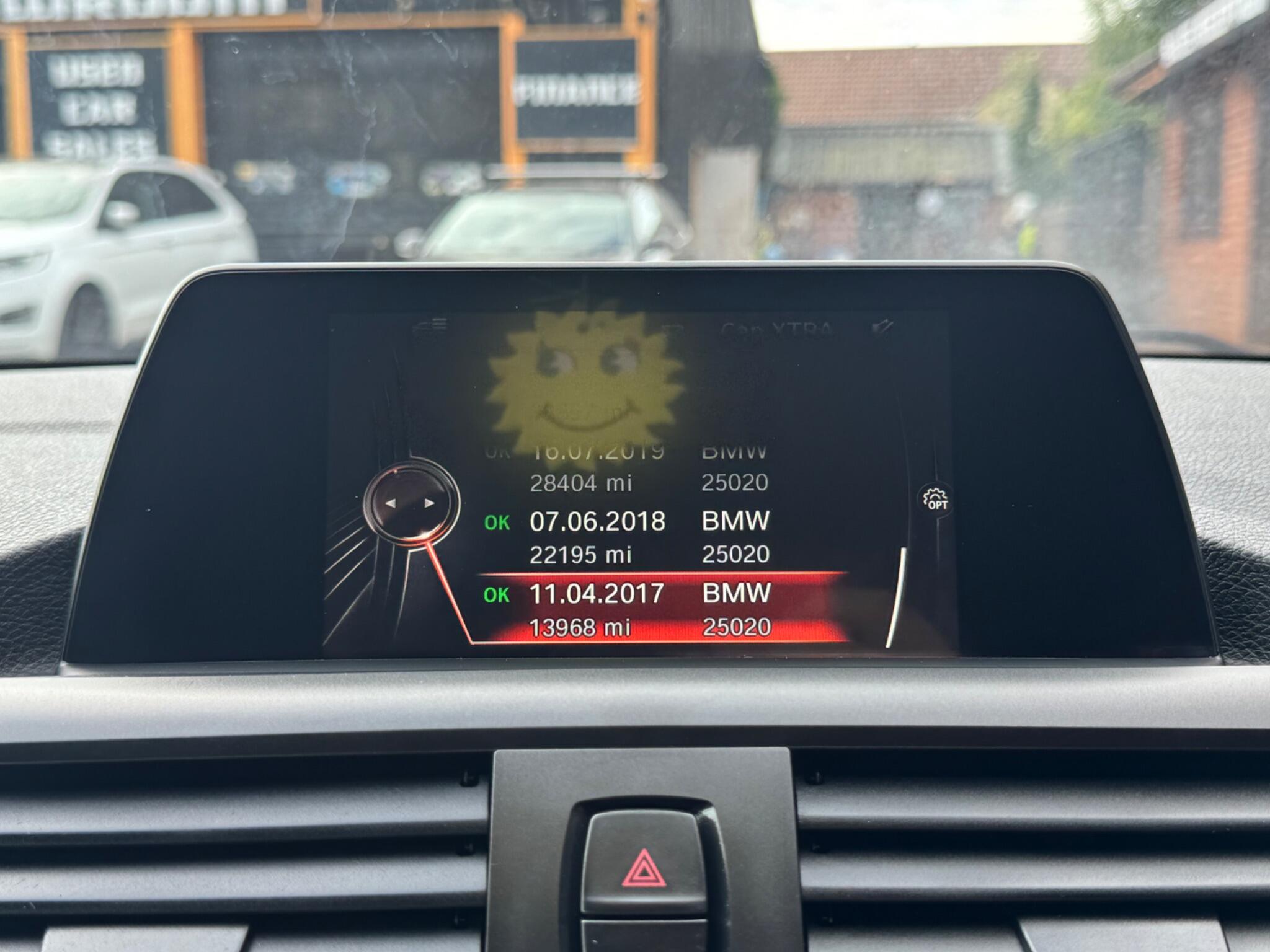 BMW 2 Series view 33