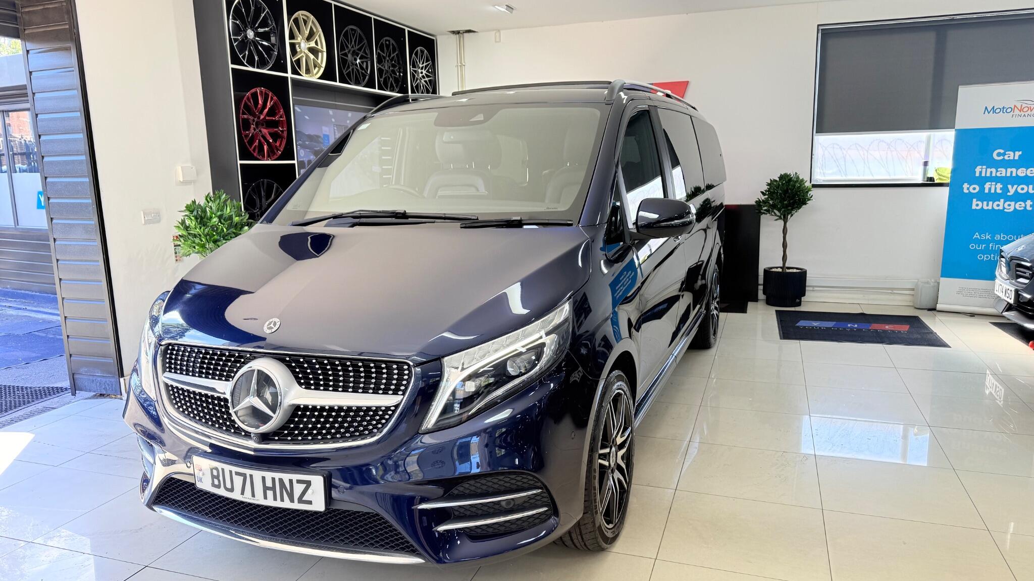 Mercedes-Benz V-Class view 68