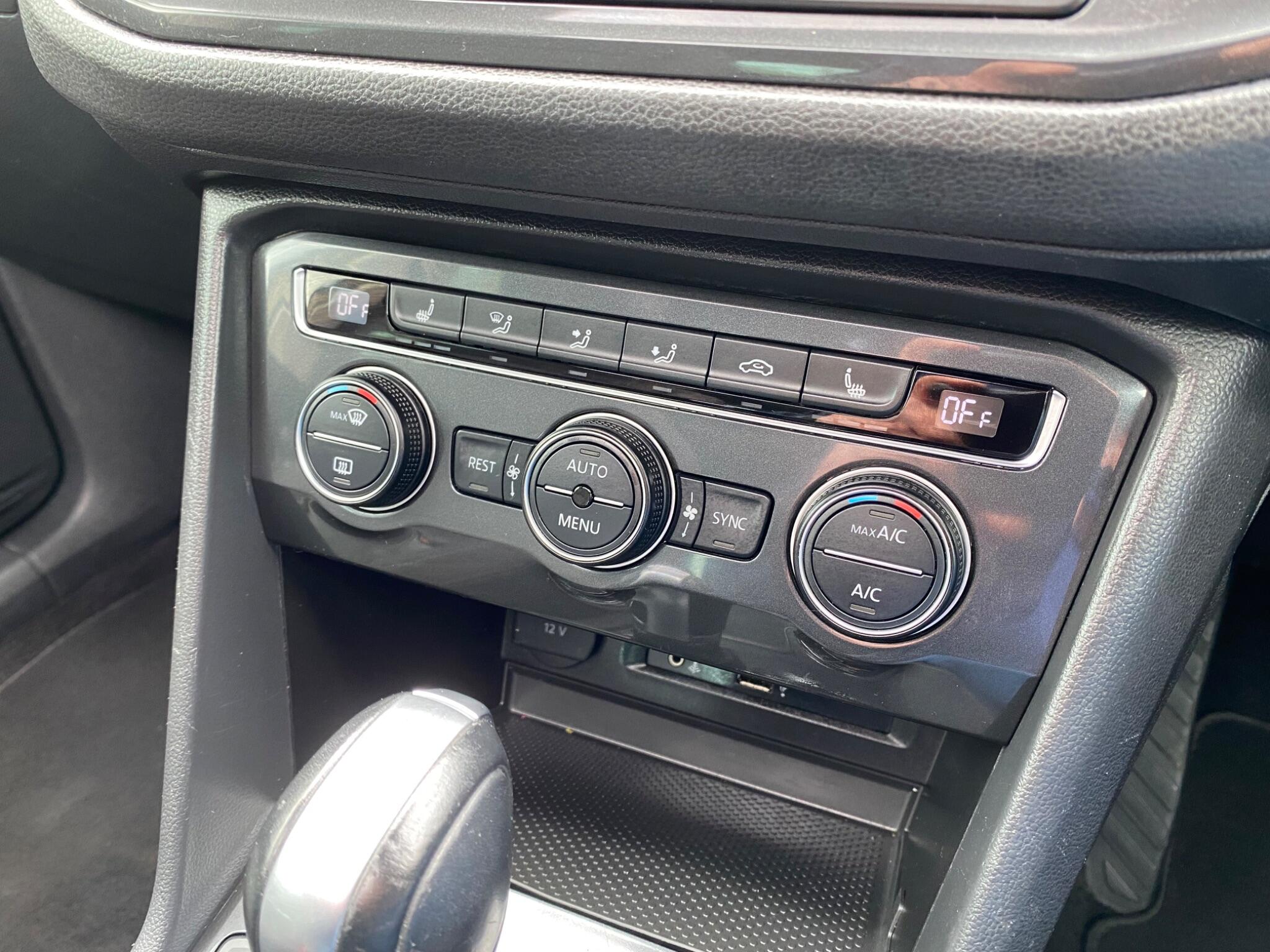 Volkswagen Tiguan view 27