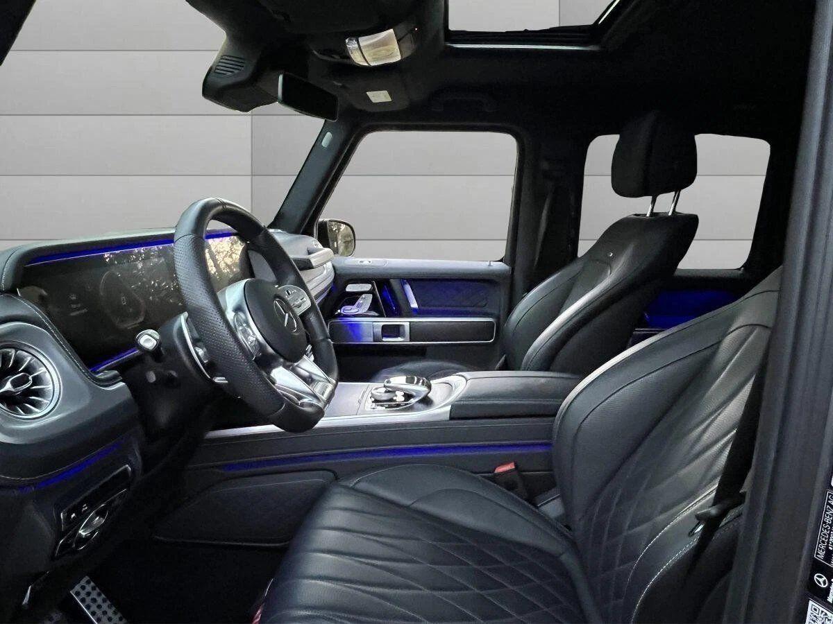 Mercedes-Benz G-Class view 10