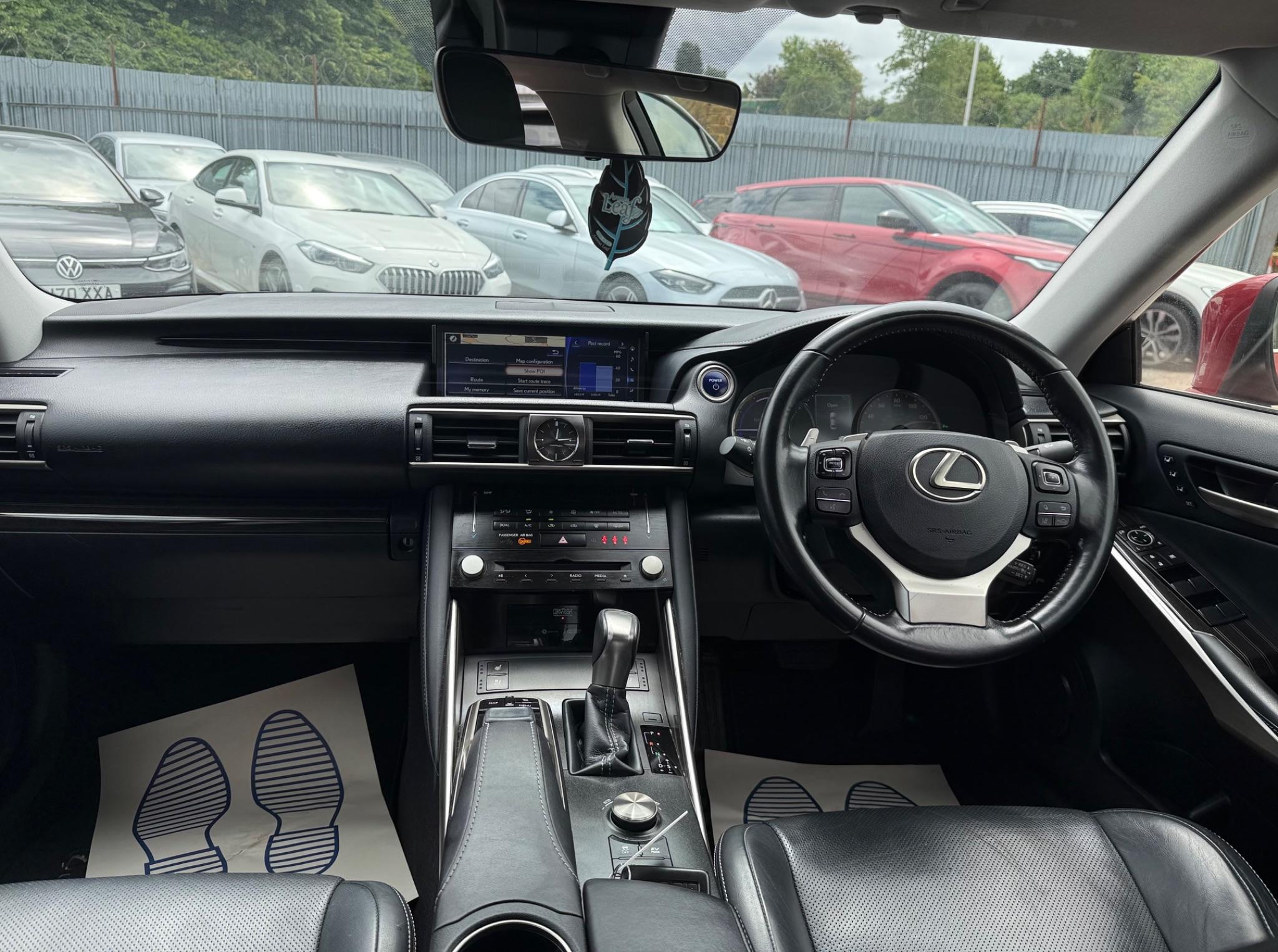 Lexus Is view 18