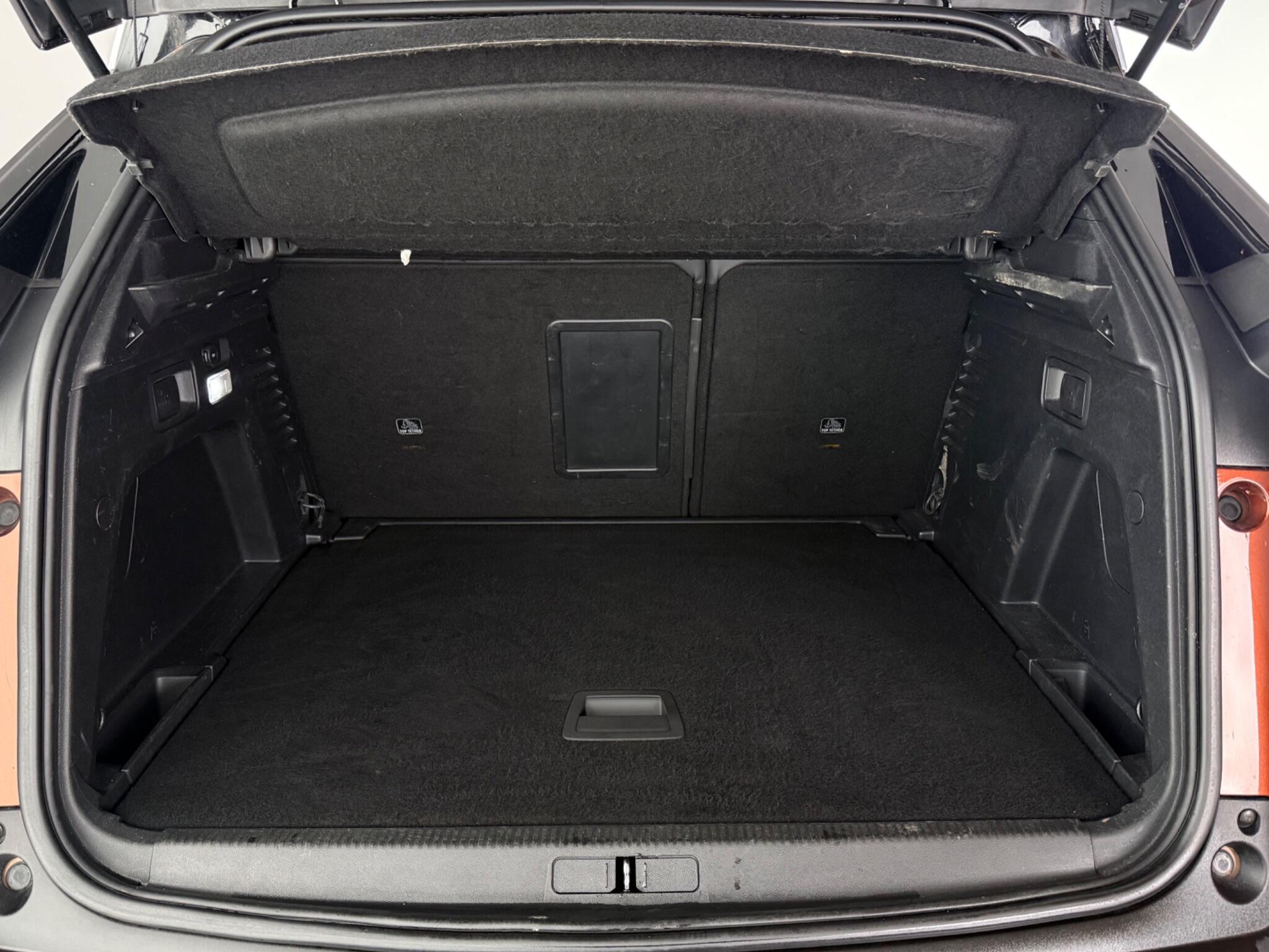 Peugeot 3008 view 10