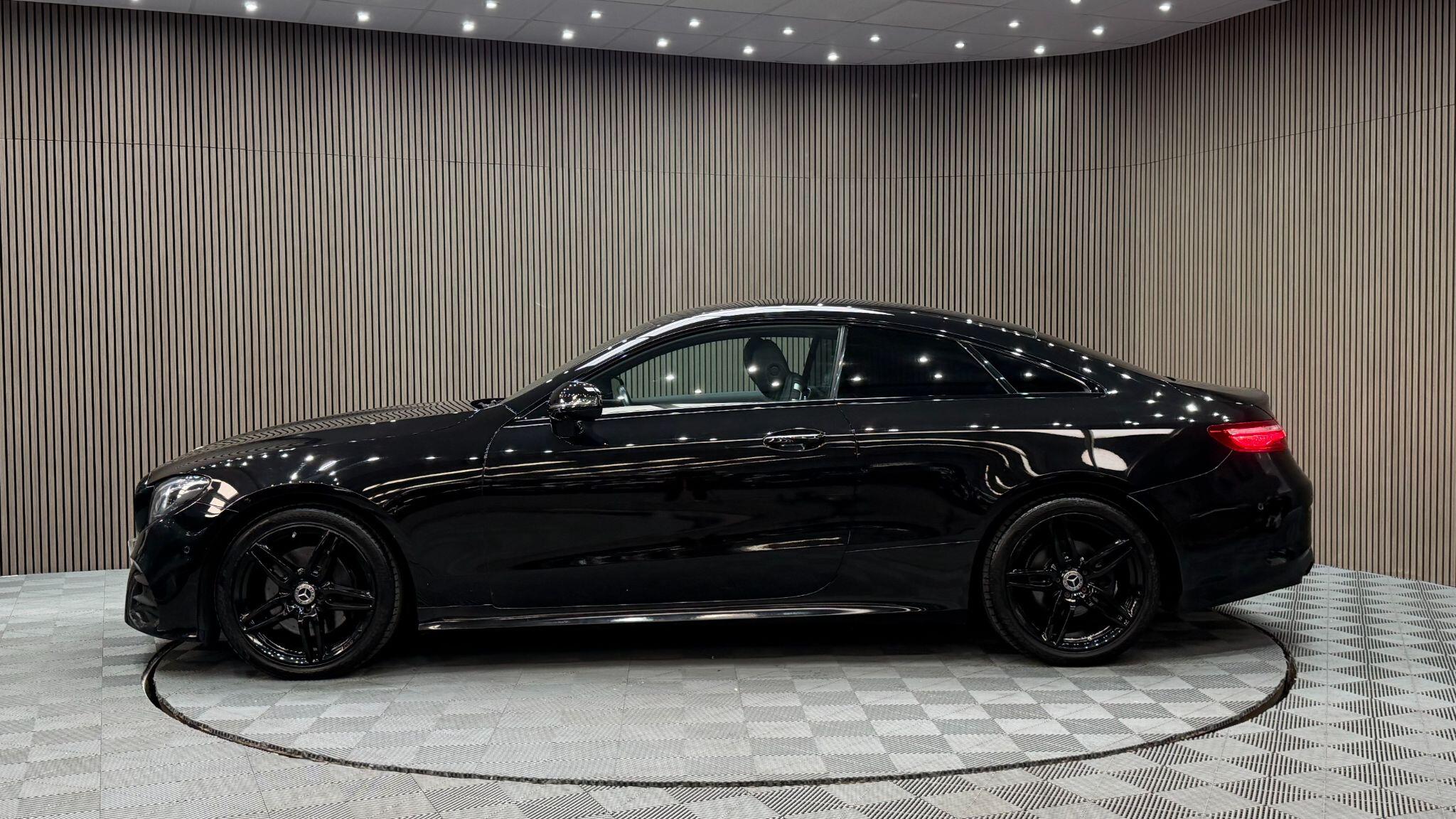 Mercedes-Benz E-Class view 50