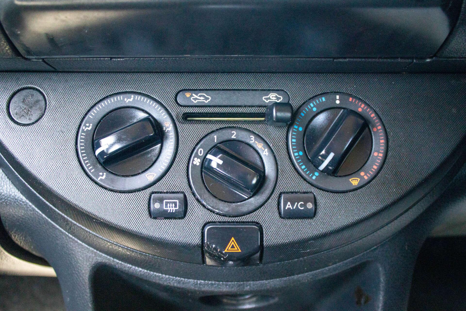 Nissan Note view 23