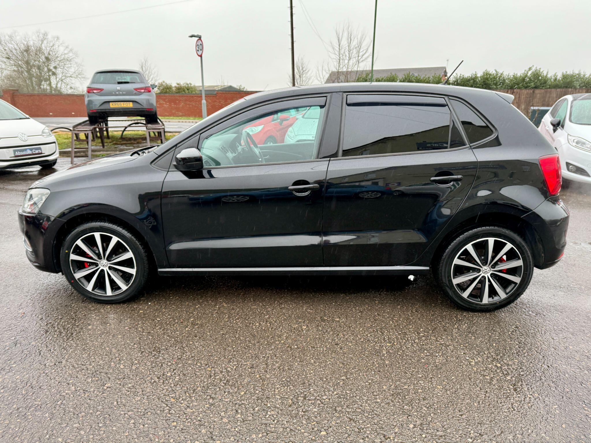 2016 Volkswagen Polo 1.2 TSI BlueMotion Tech Match Euro 6 (s/s) 5dr • 77,023 miles image 9