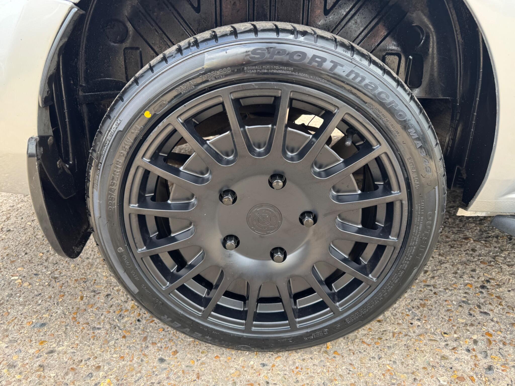 Ford Transit Custom view 24