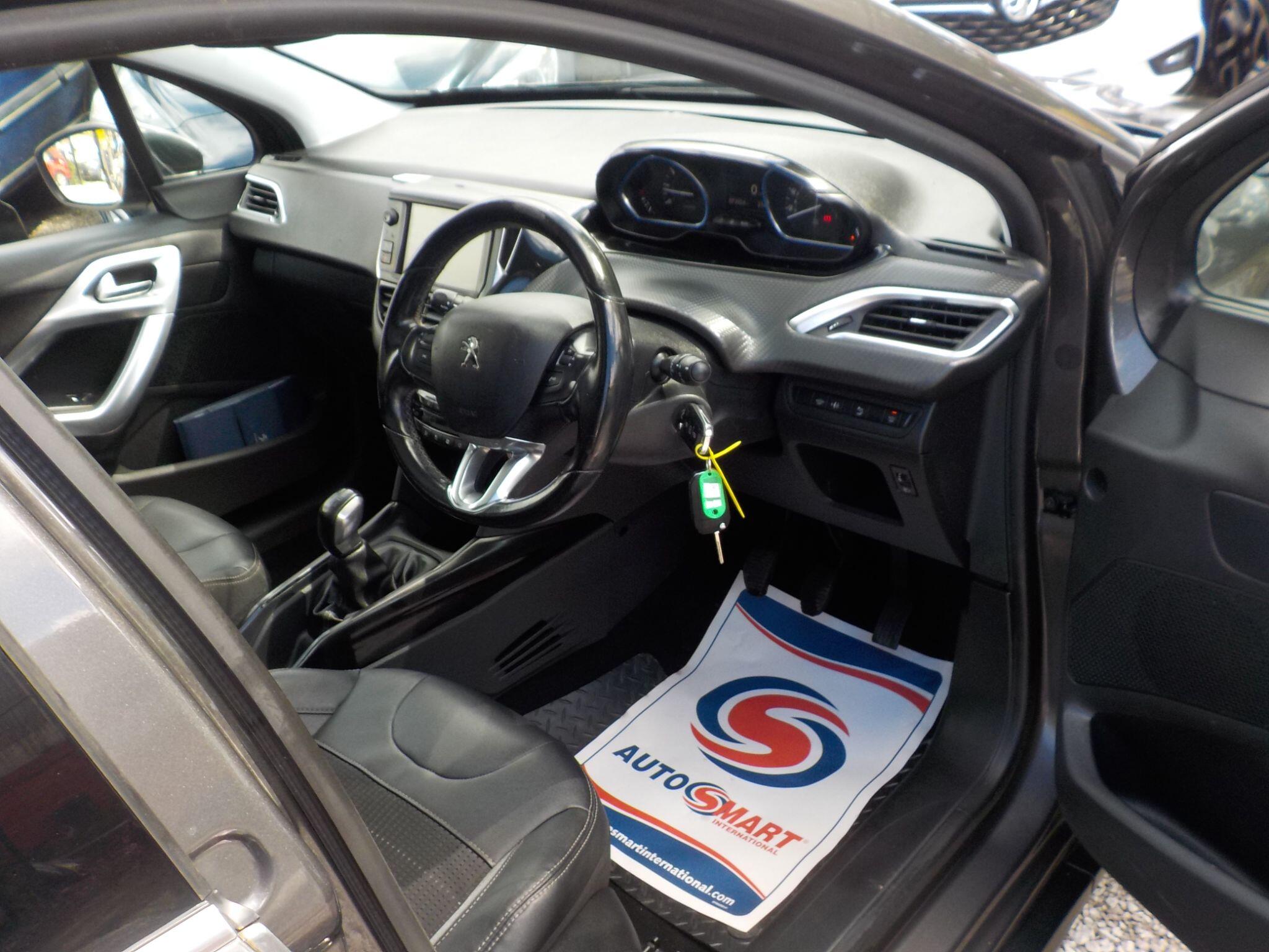 Peugeot 2008 1.2 PureTech Allure Premium Euro 6 (s/s) 5dr