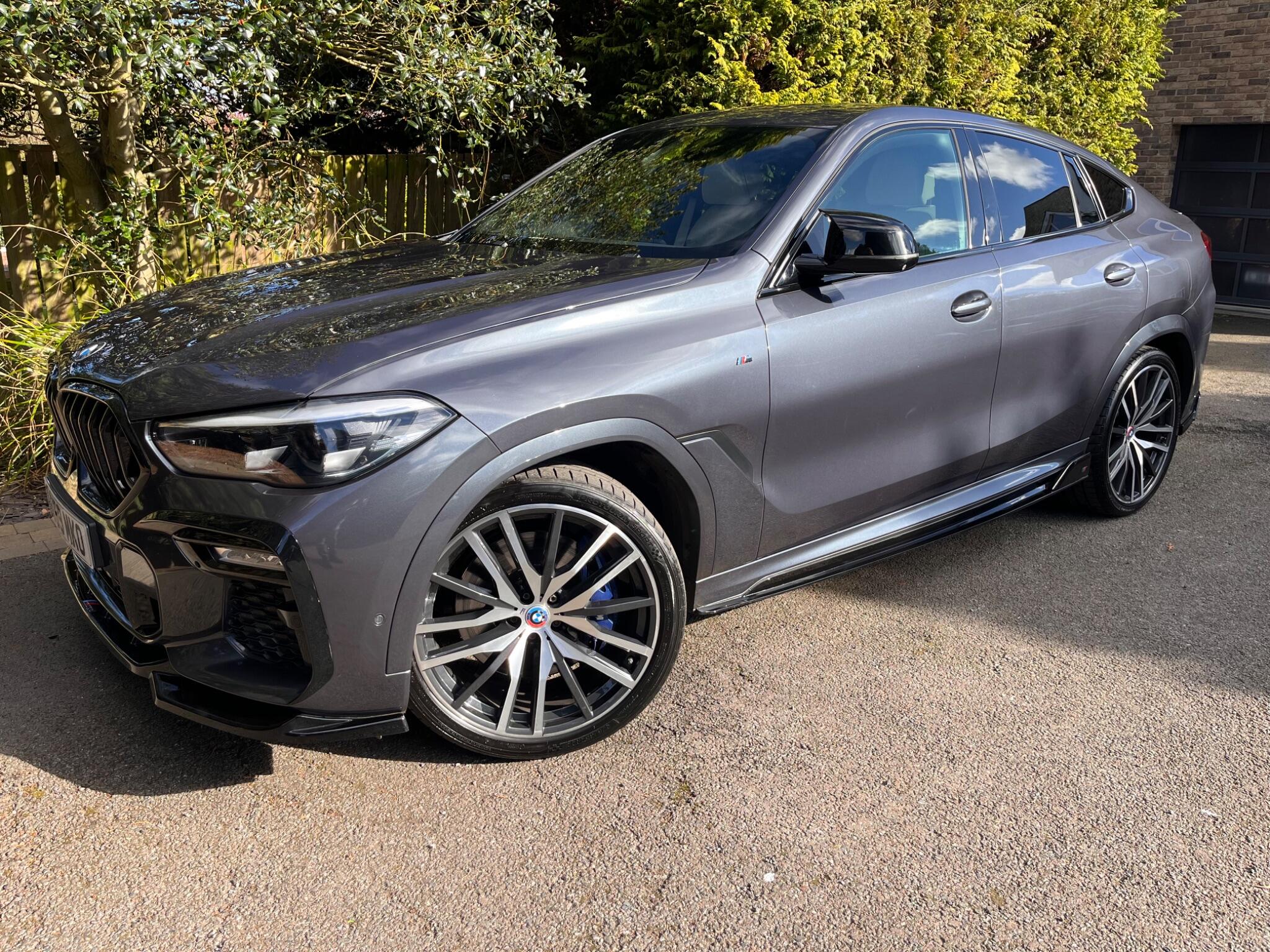 BMW X6 view 7