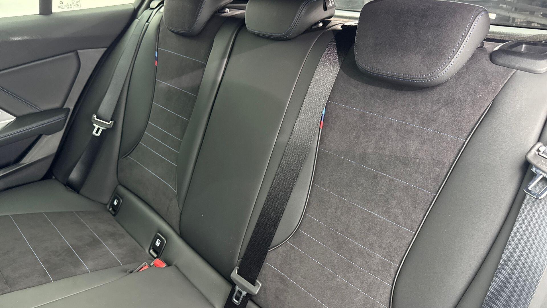 BMW 1 Series view 12