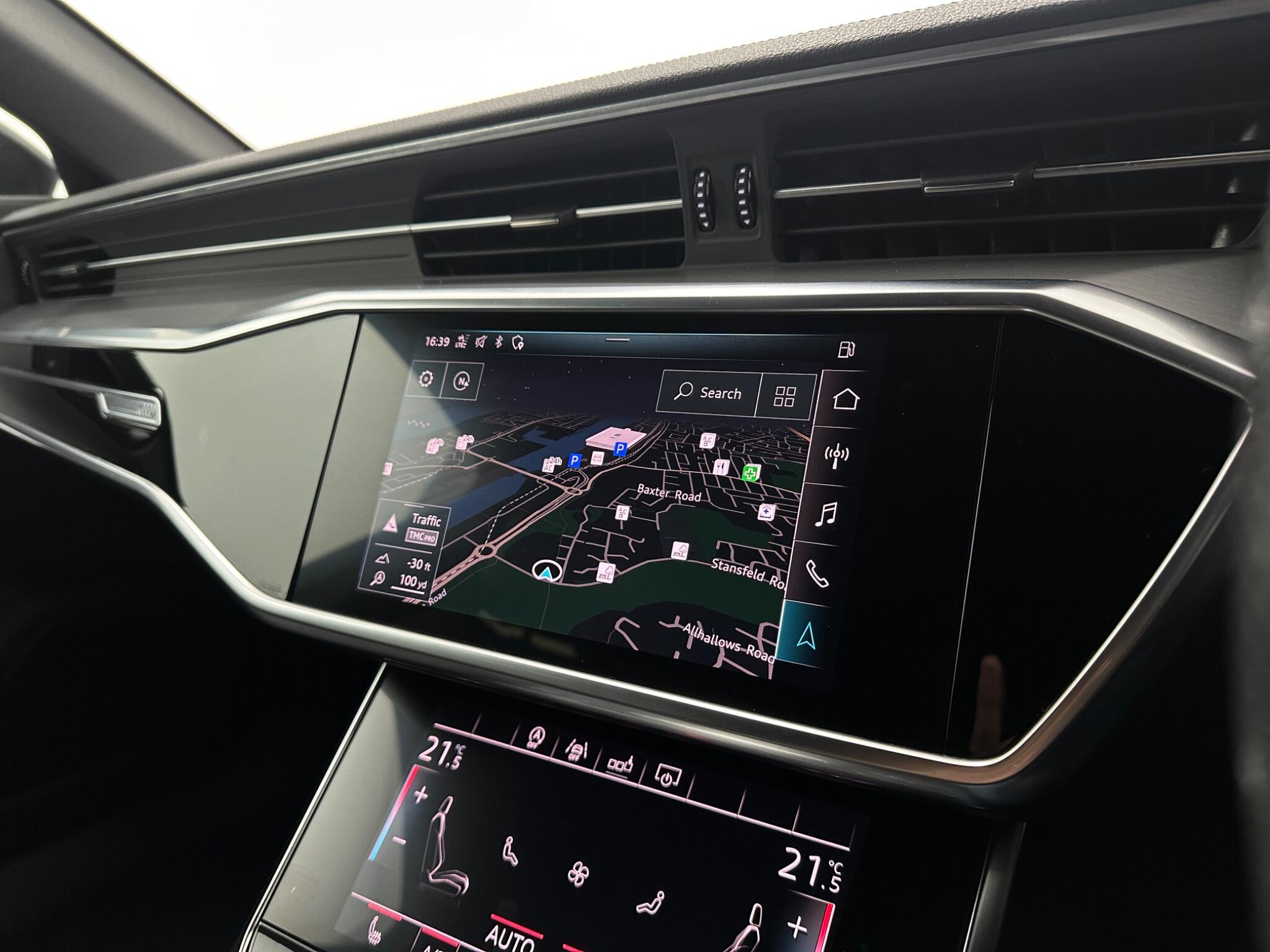 Audi A6 Avant view 22