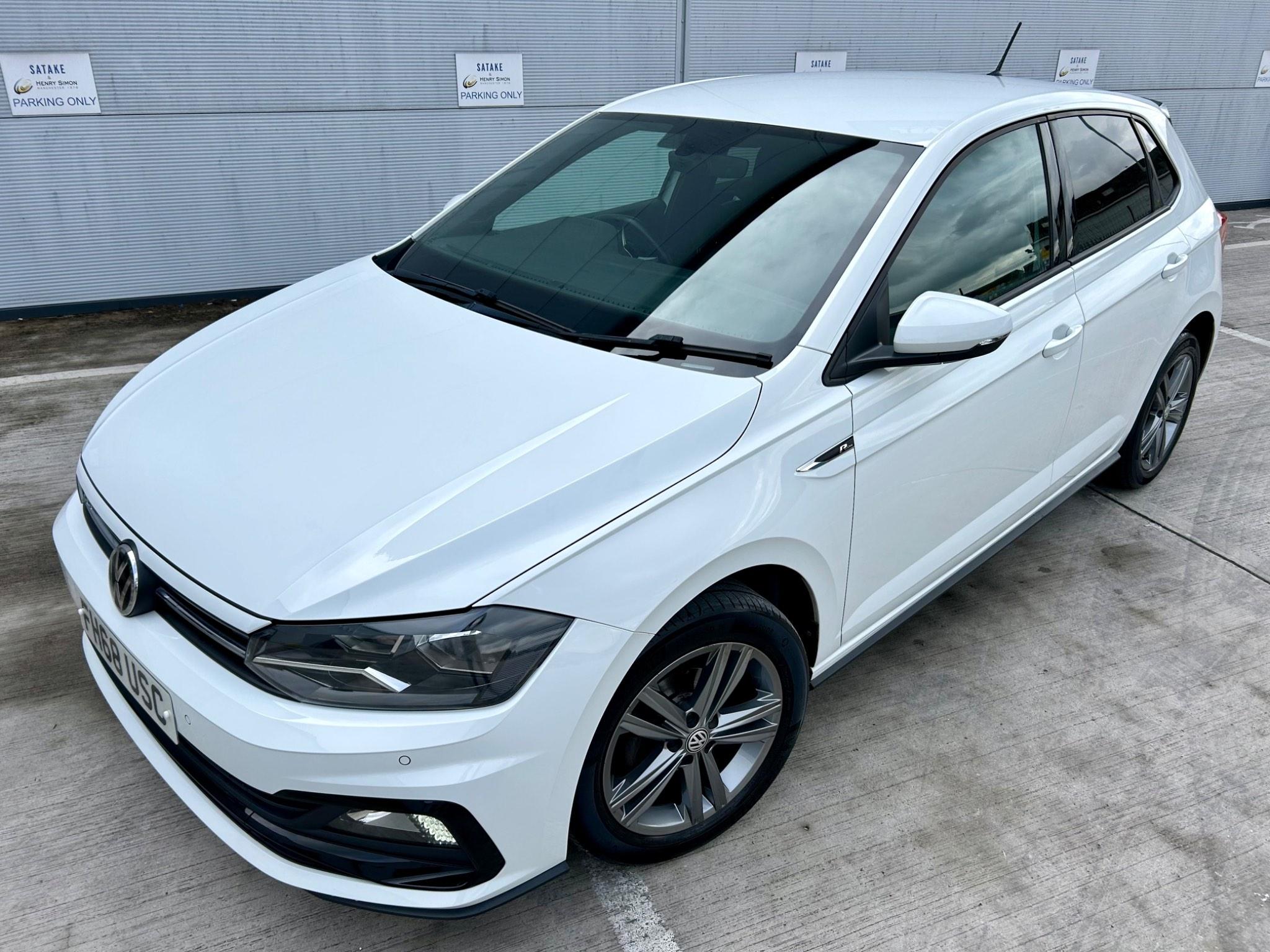 Volkswagen Polo view 4