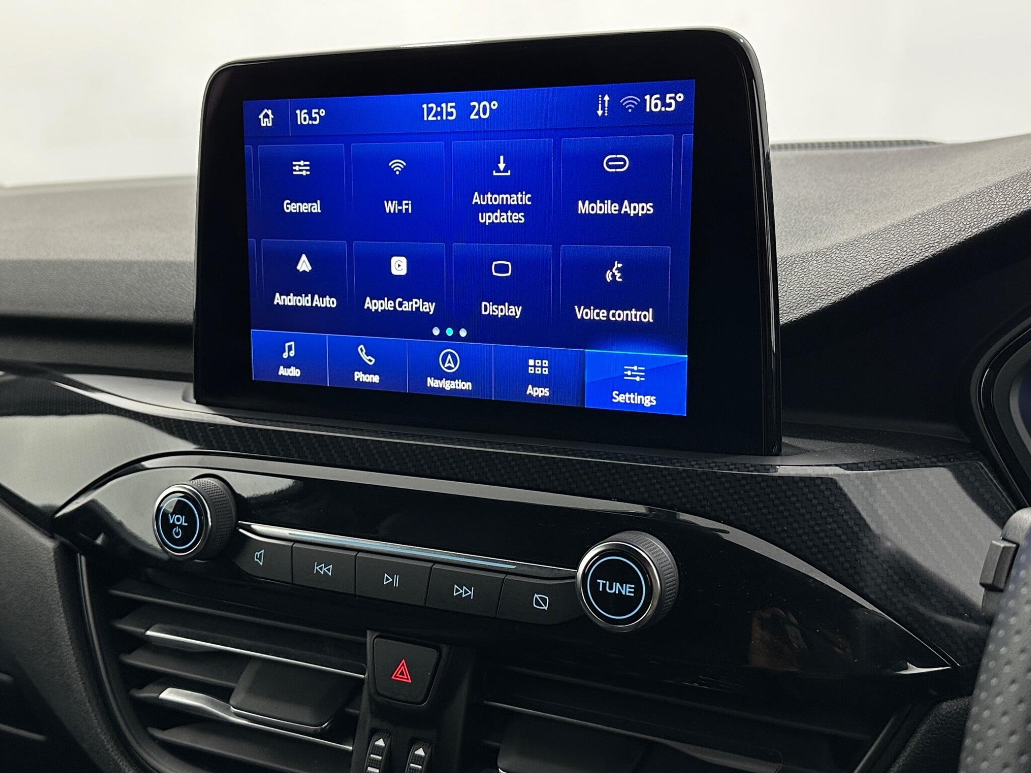 Ford Kuga view 25