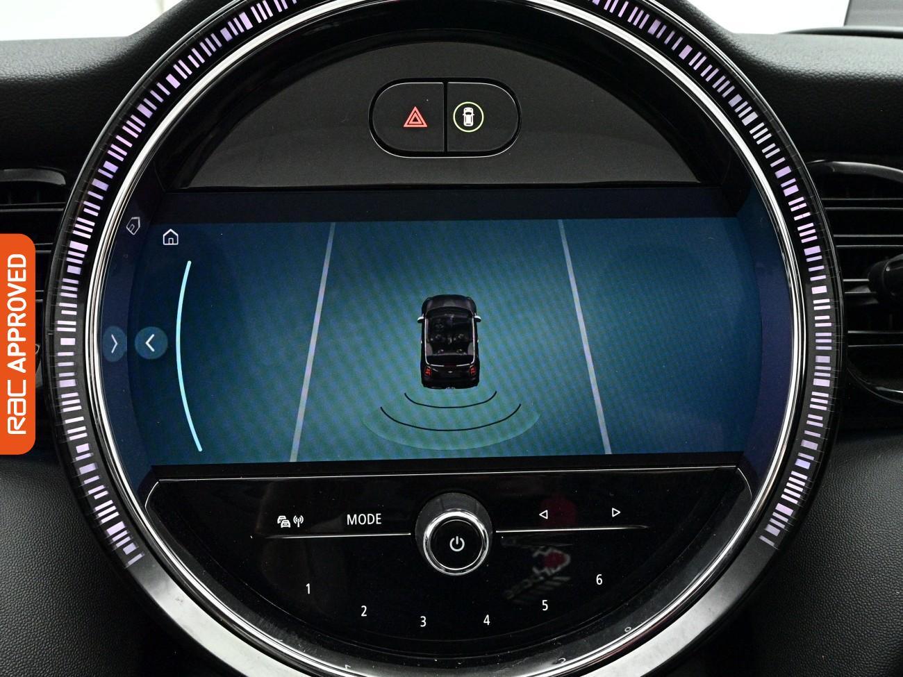 Mini Convertible view 14