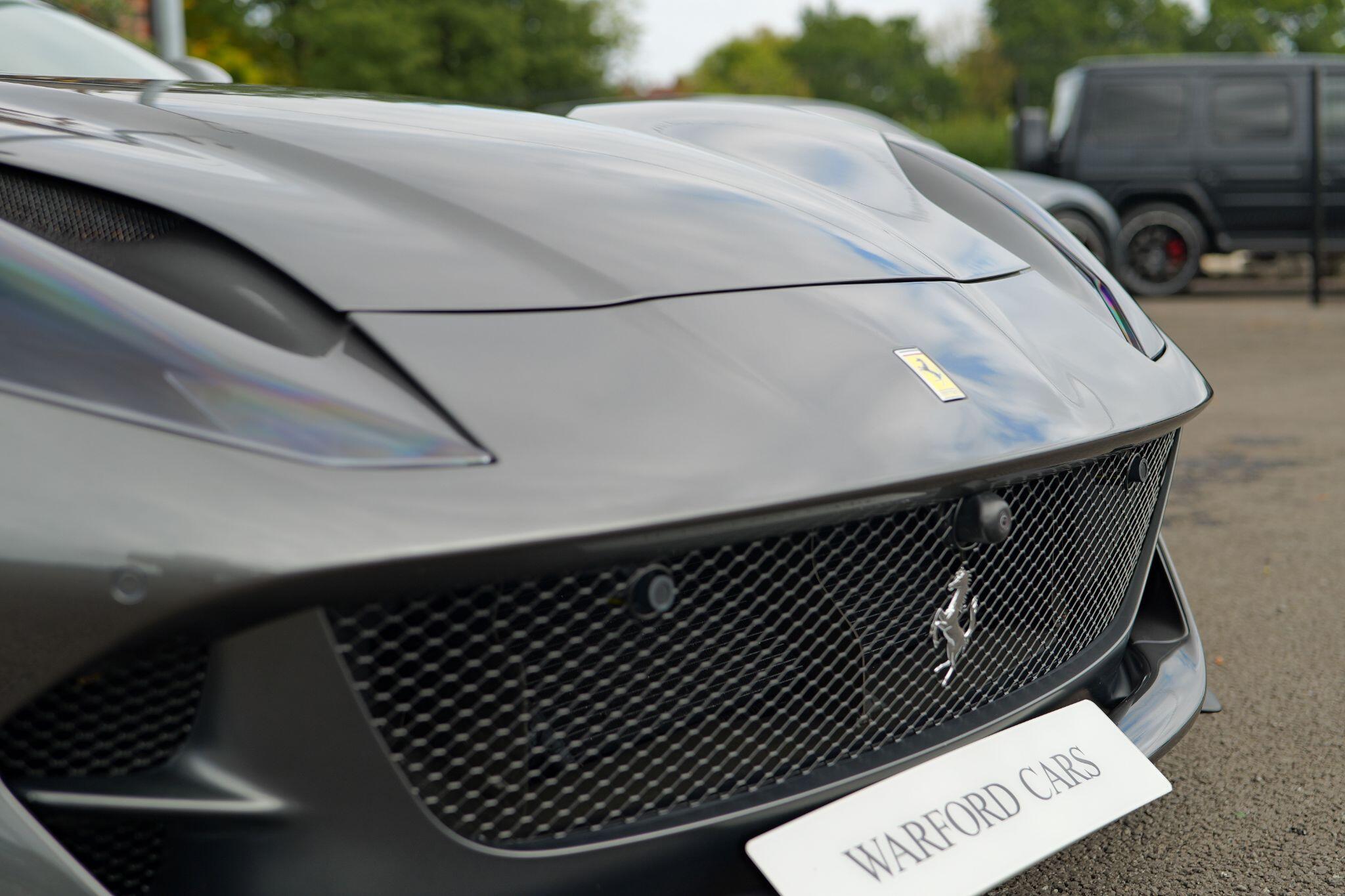 Ferrari 812 view 8