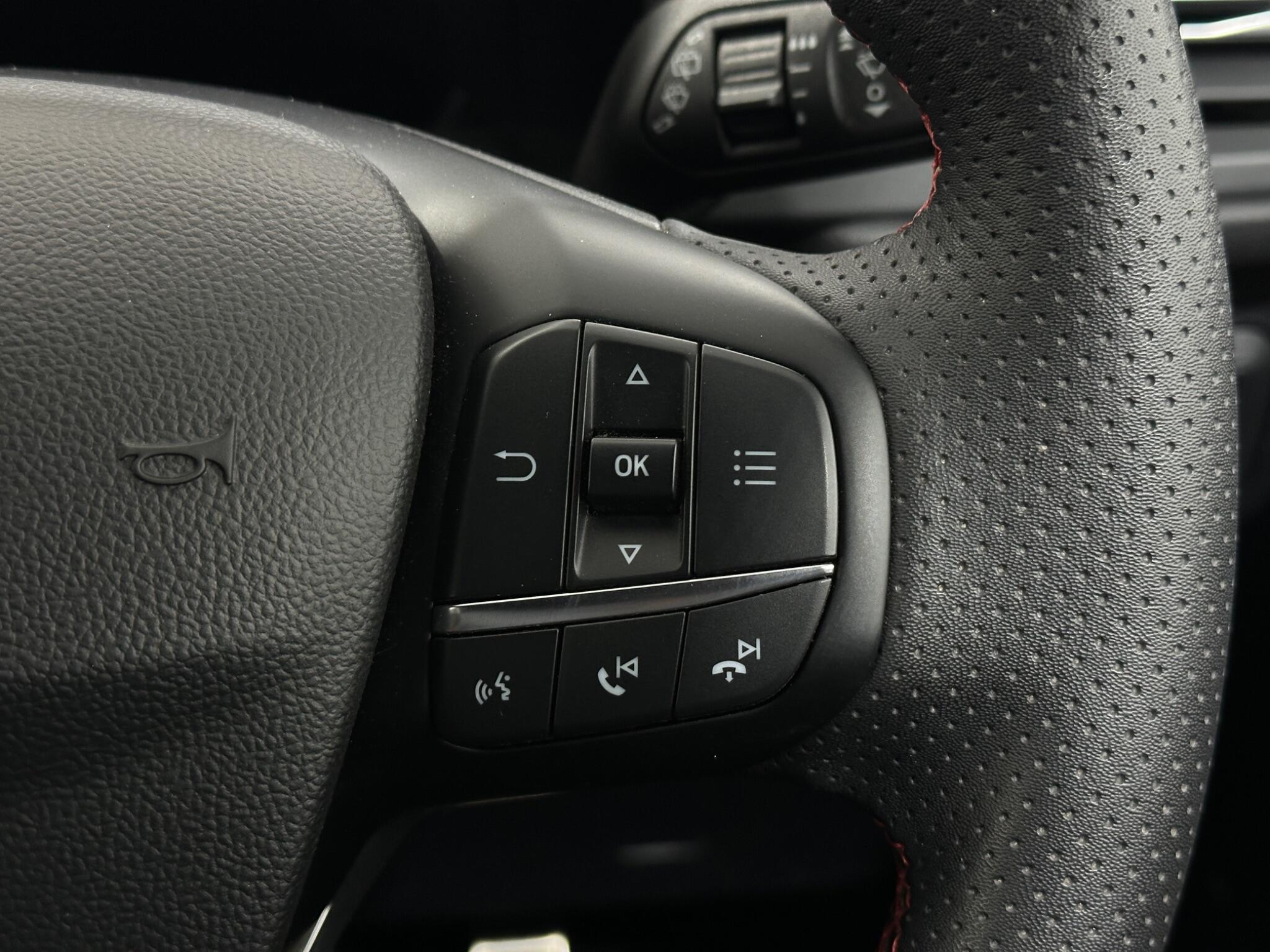 Ford Kuga view 16