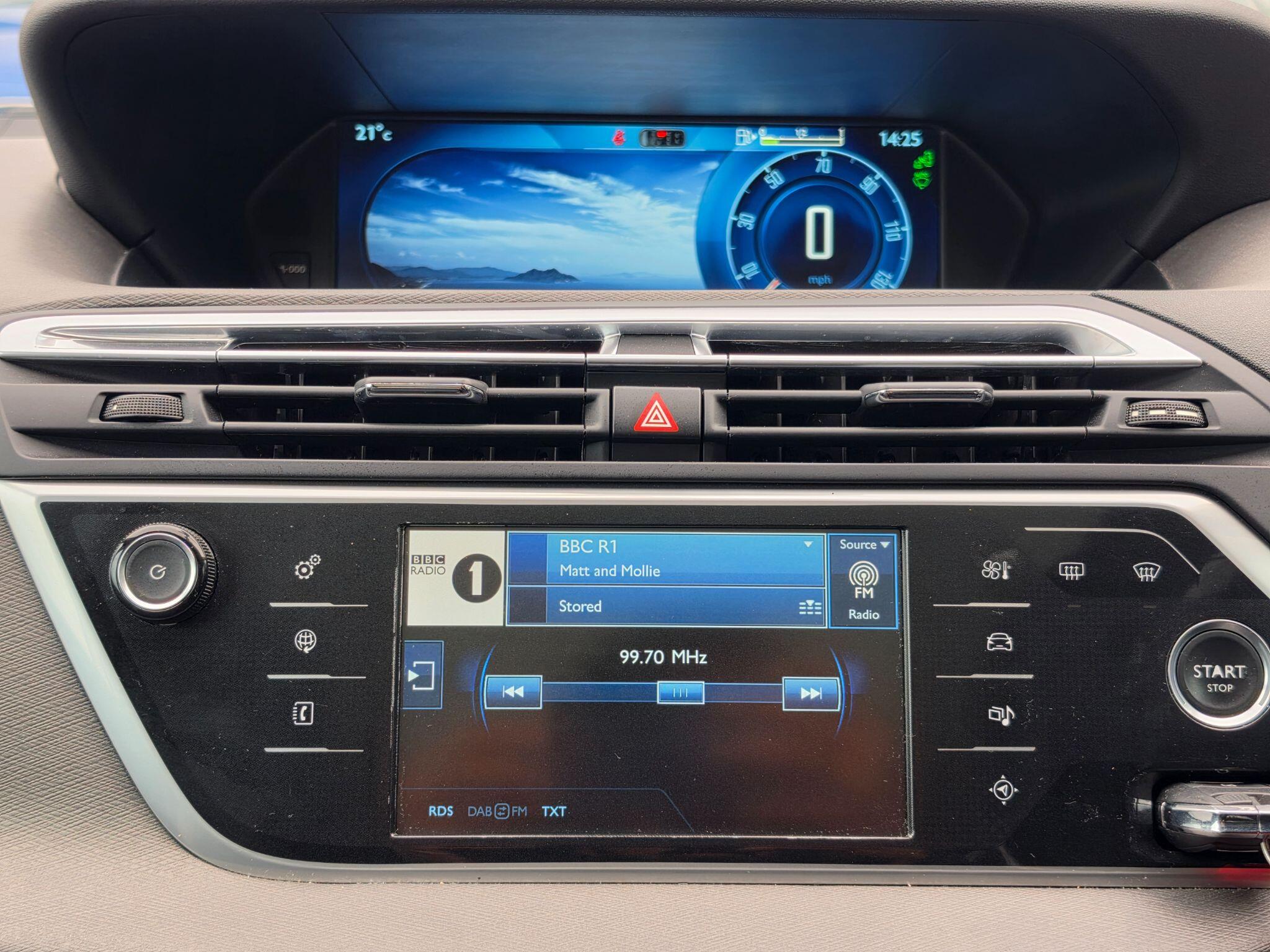 Citroen Grand C4 Picasso view 17