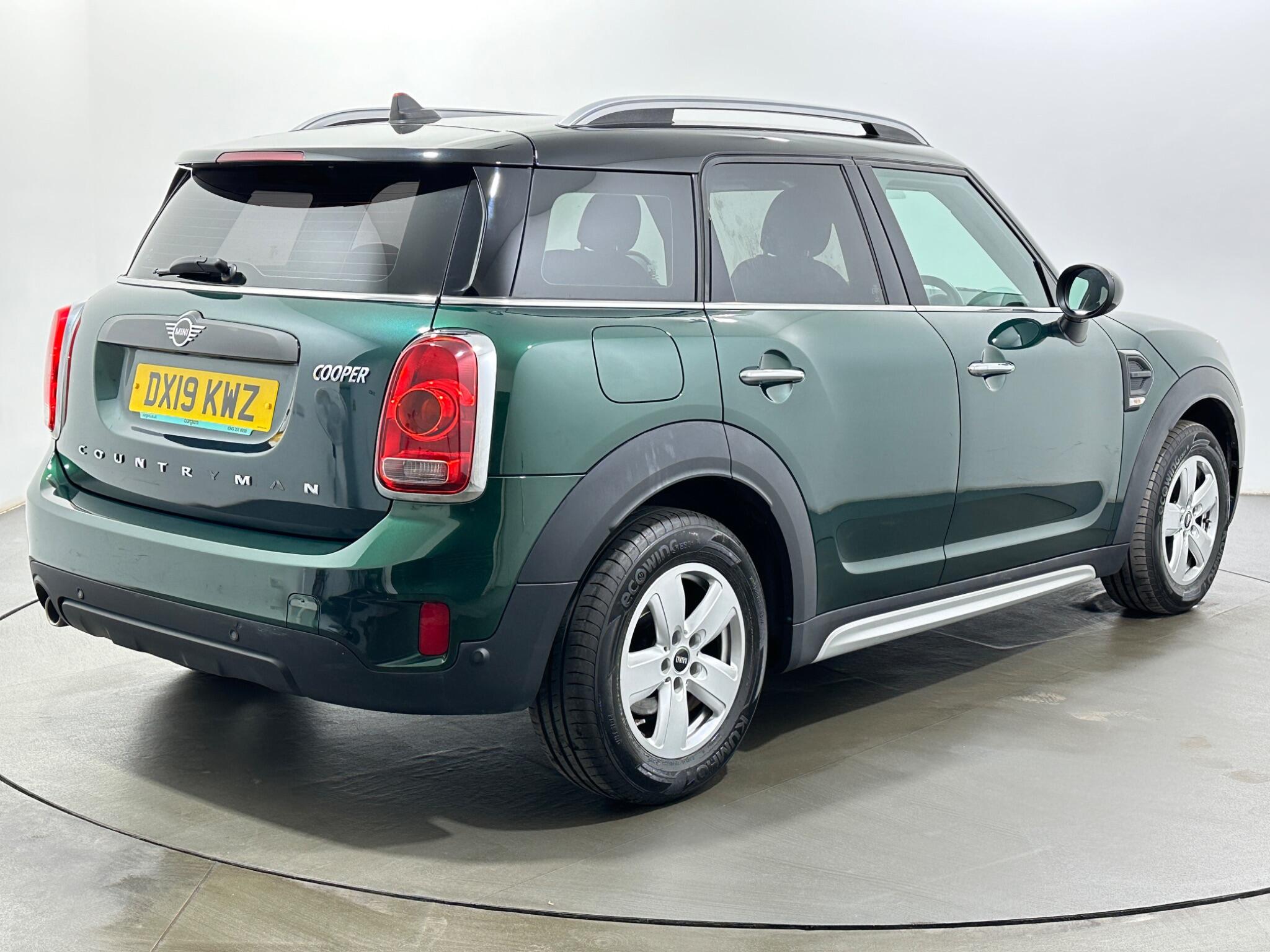 Mini Countryman view 8
