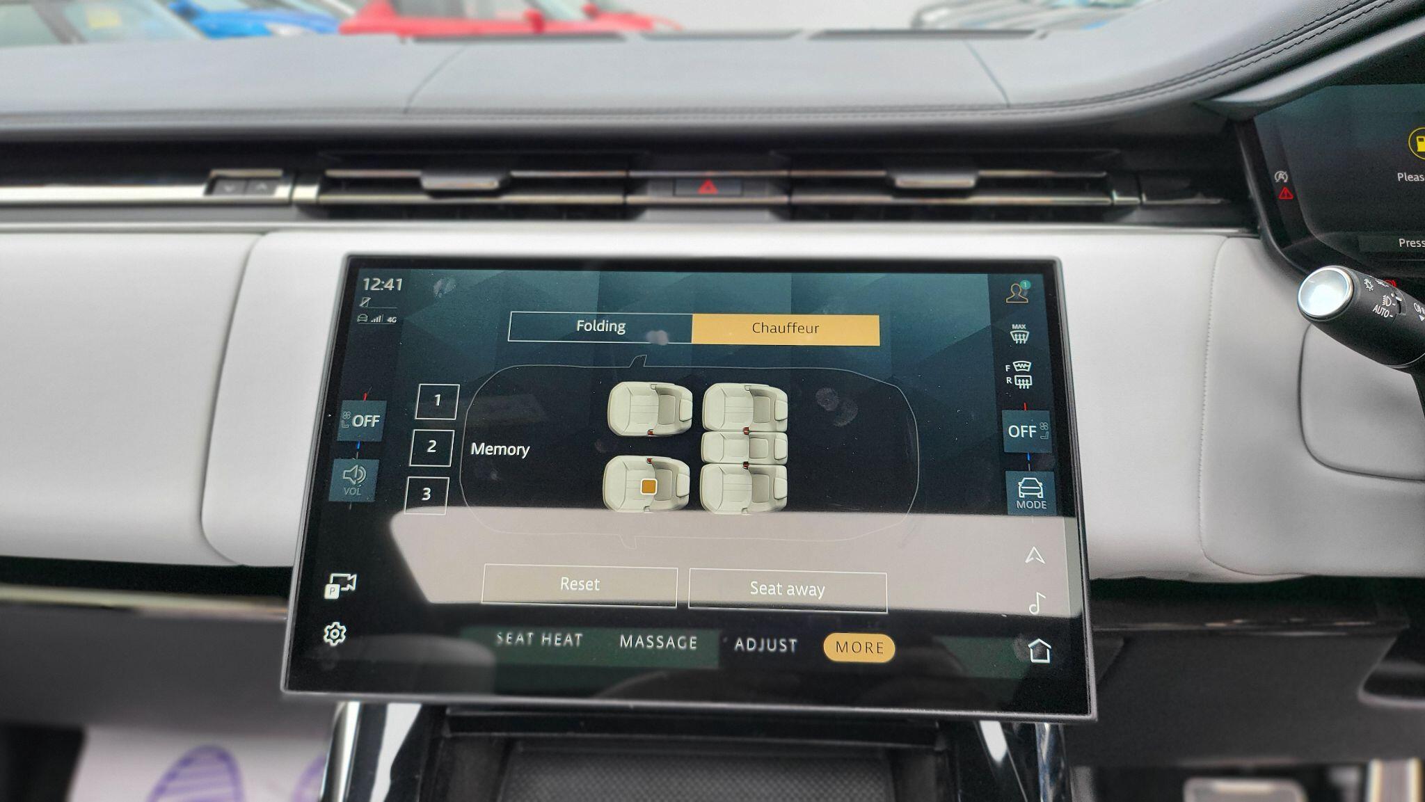 Land Rover Range Rover Sport view 39