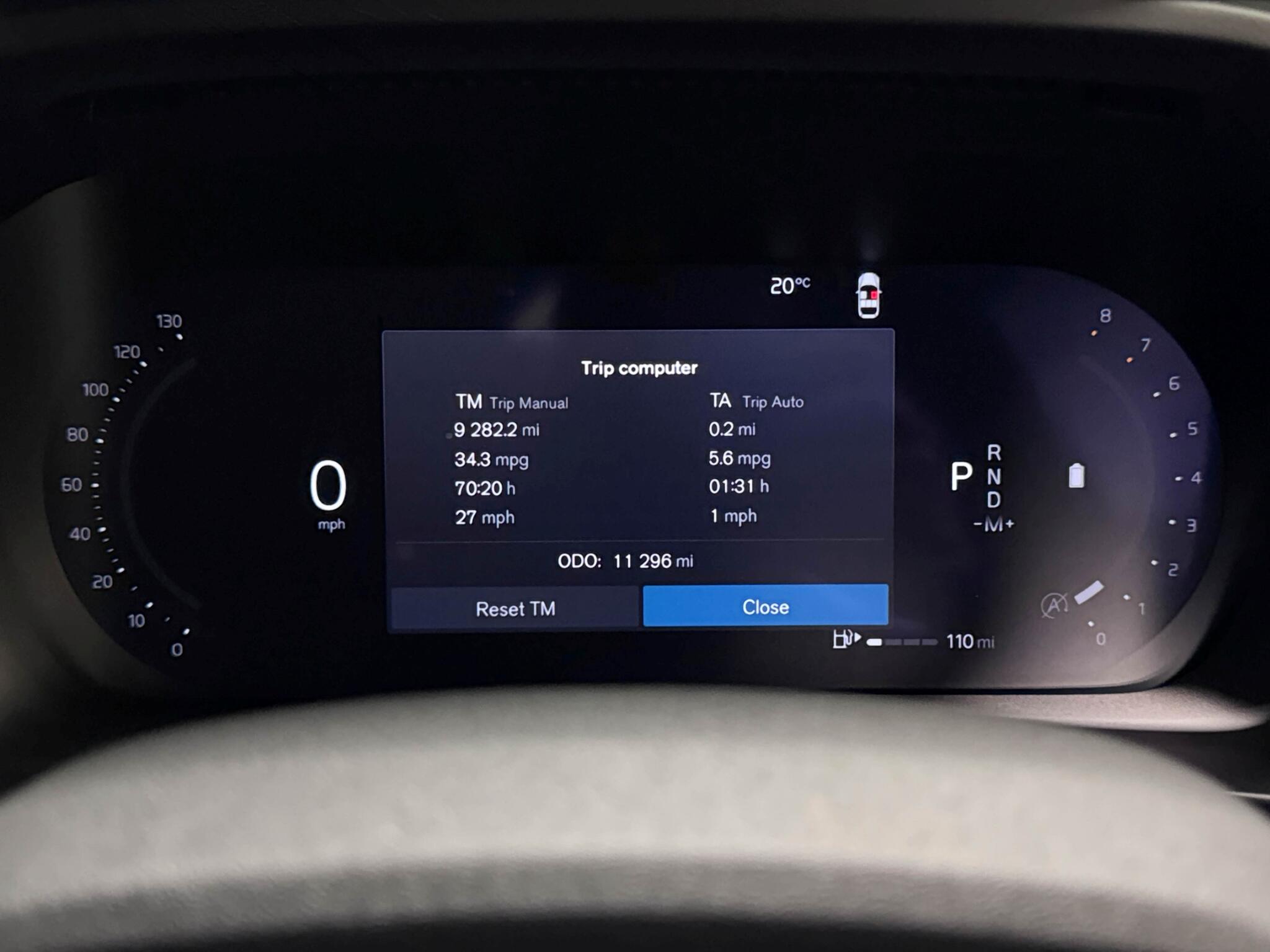 Volvo XC40 view 11