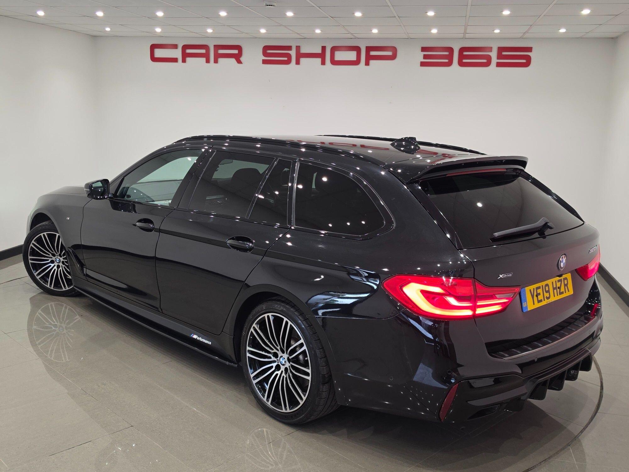 BMW 5 Series view 12