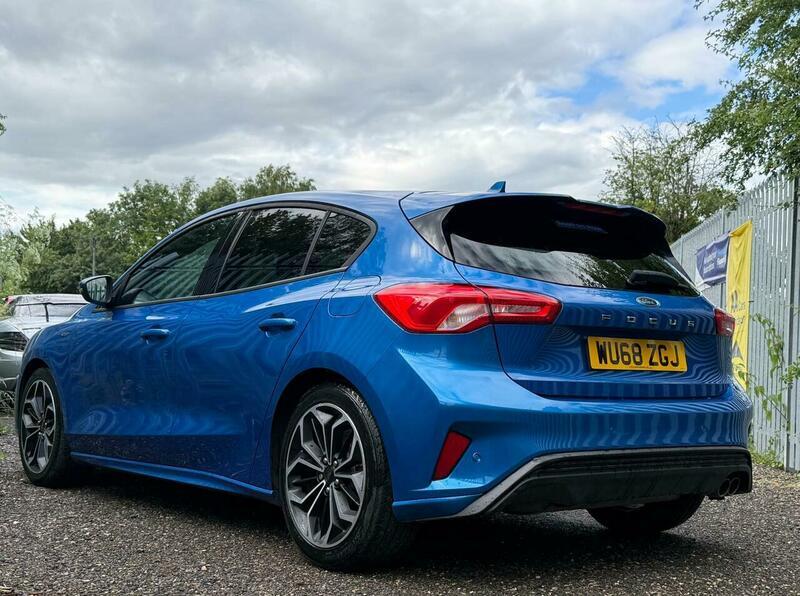 2018 Ford Focus image 9