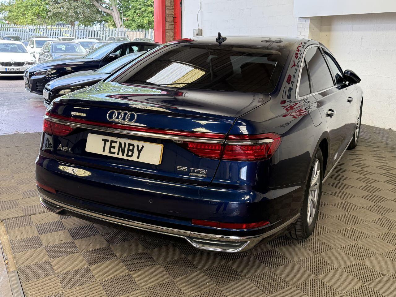 Audi A8 view 10