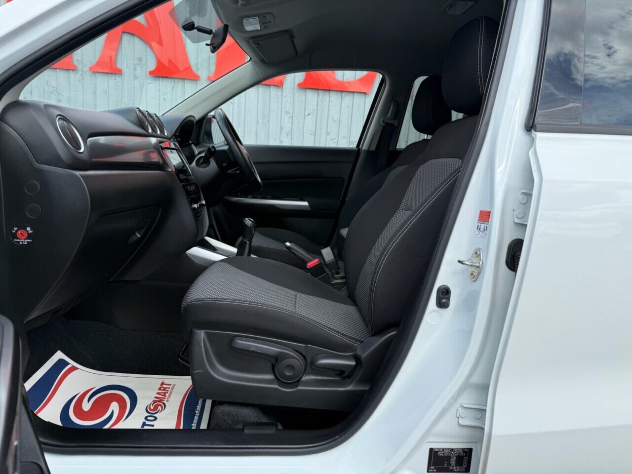 Suzuki Vitara view 19