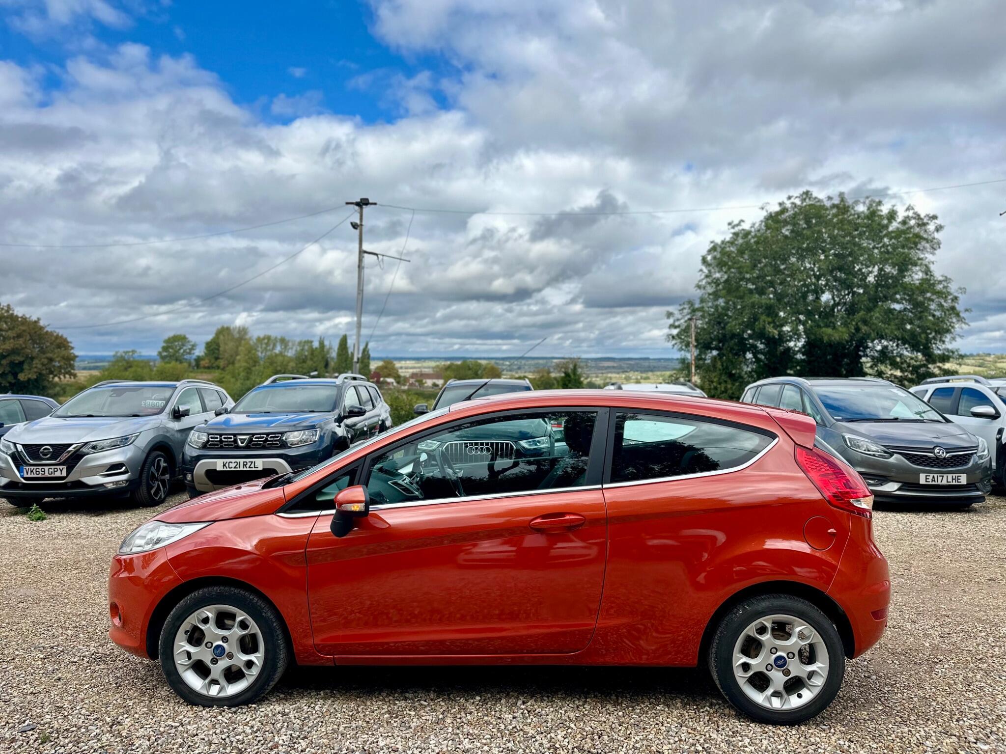 Ford Fiesta view 9