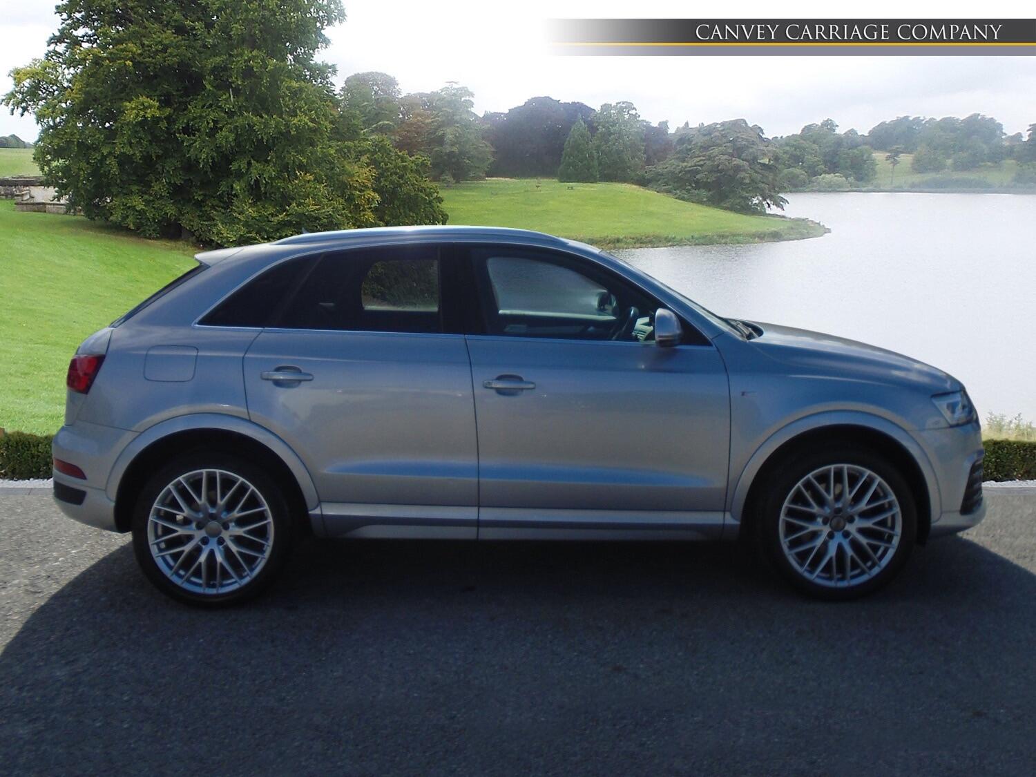 Audi Q3 view 5
