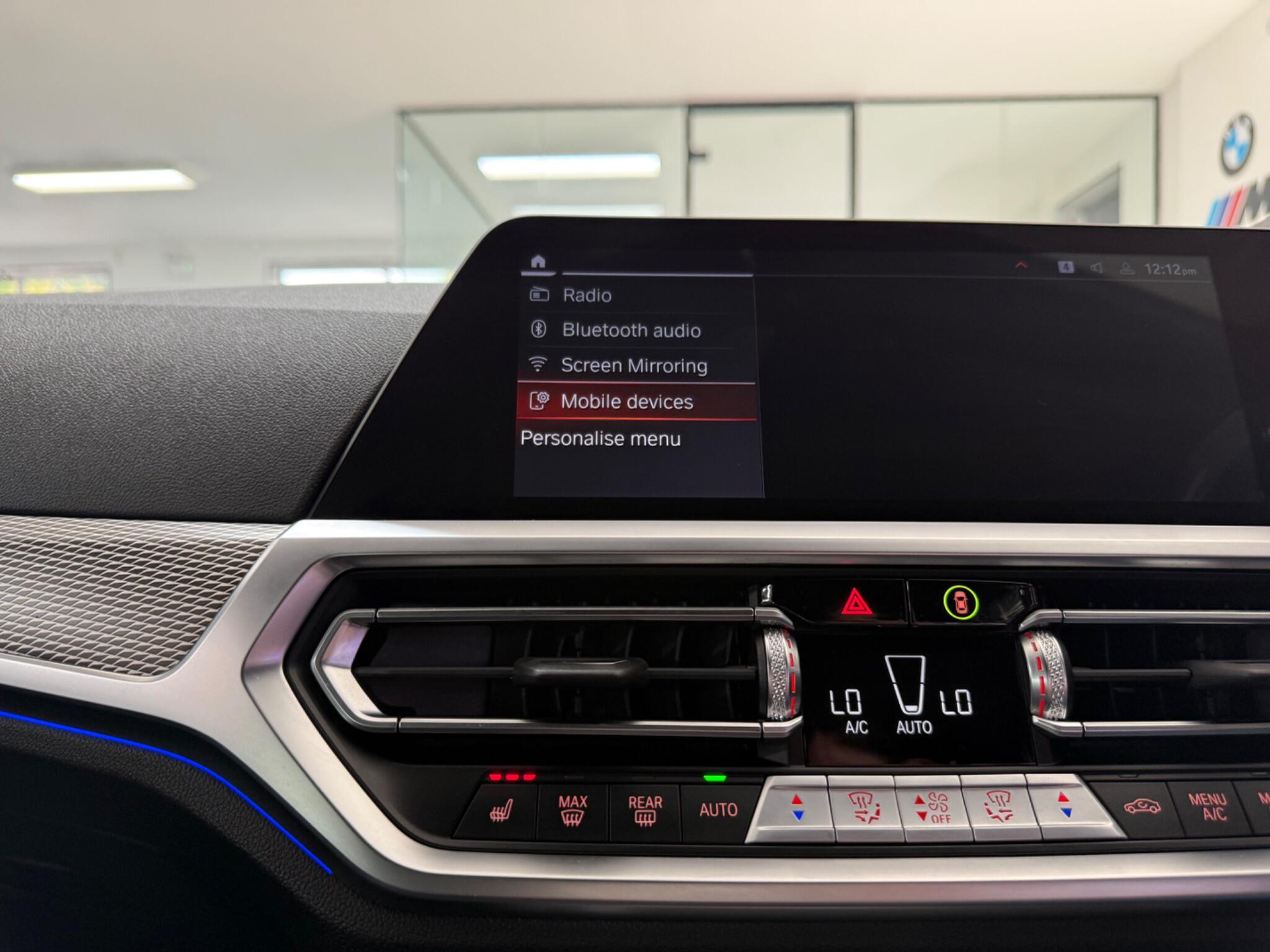 BMW 3 Series view 14