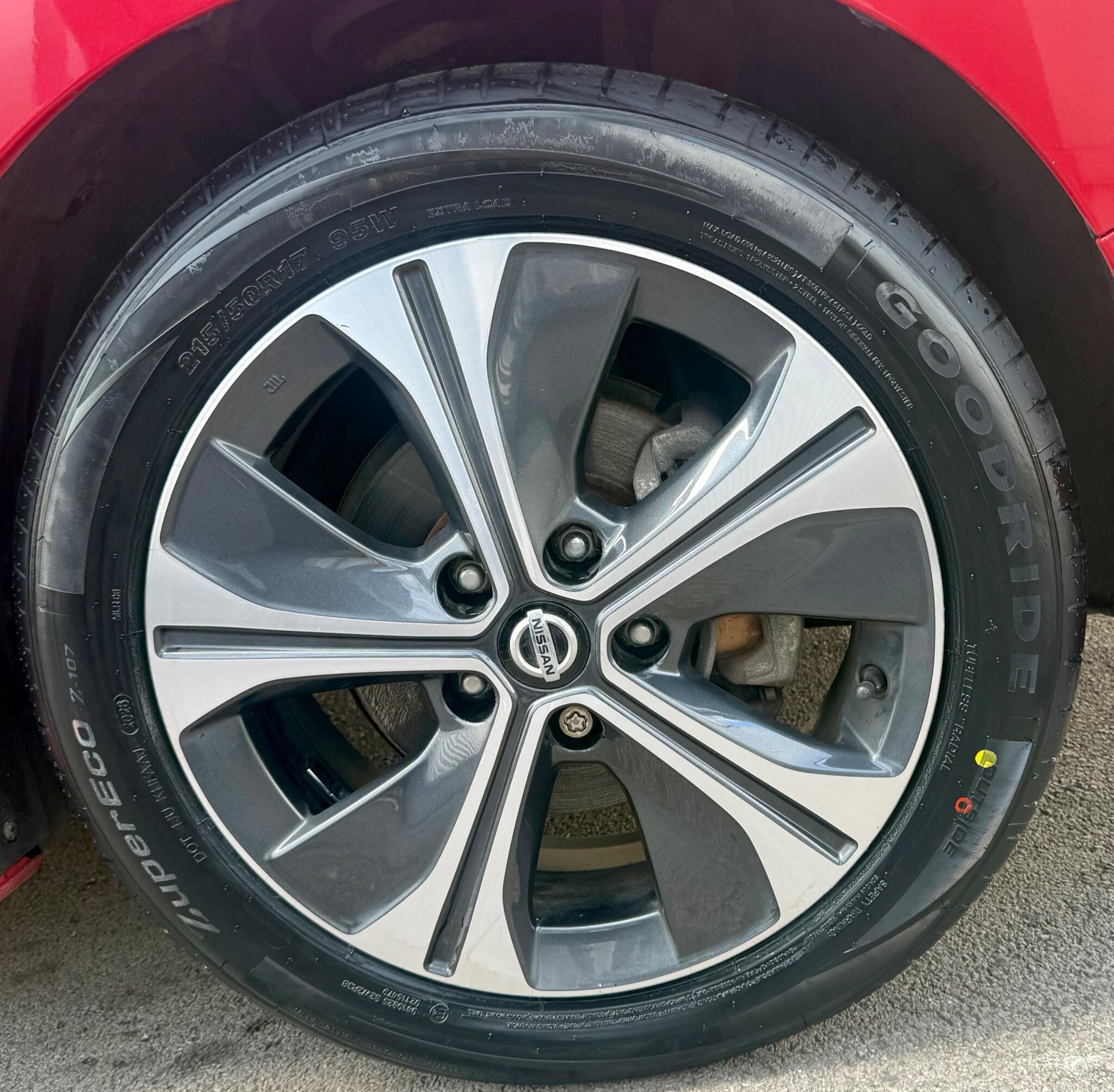 Nissan Leaf view 18