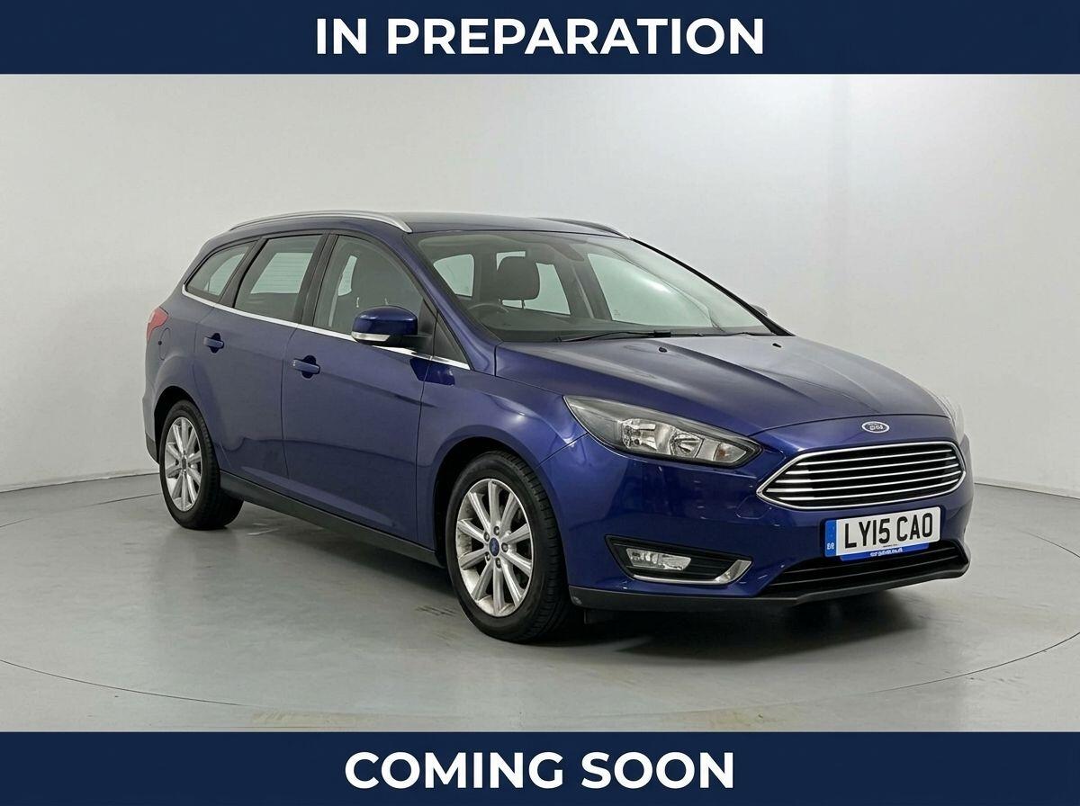 Ford Focus view 2