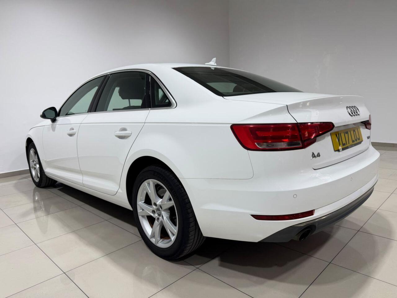Audi A4 view 7