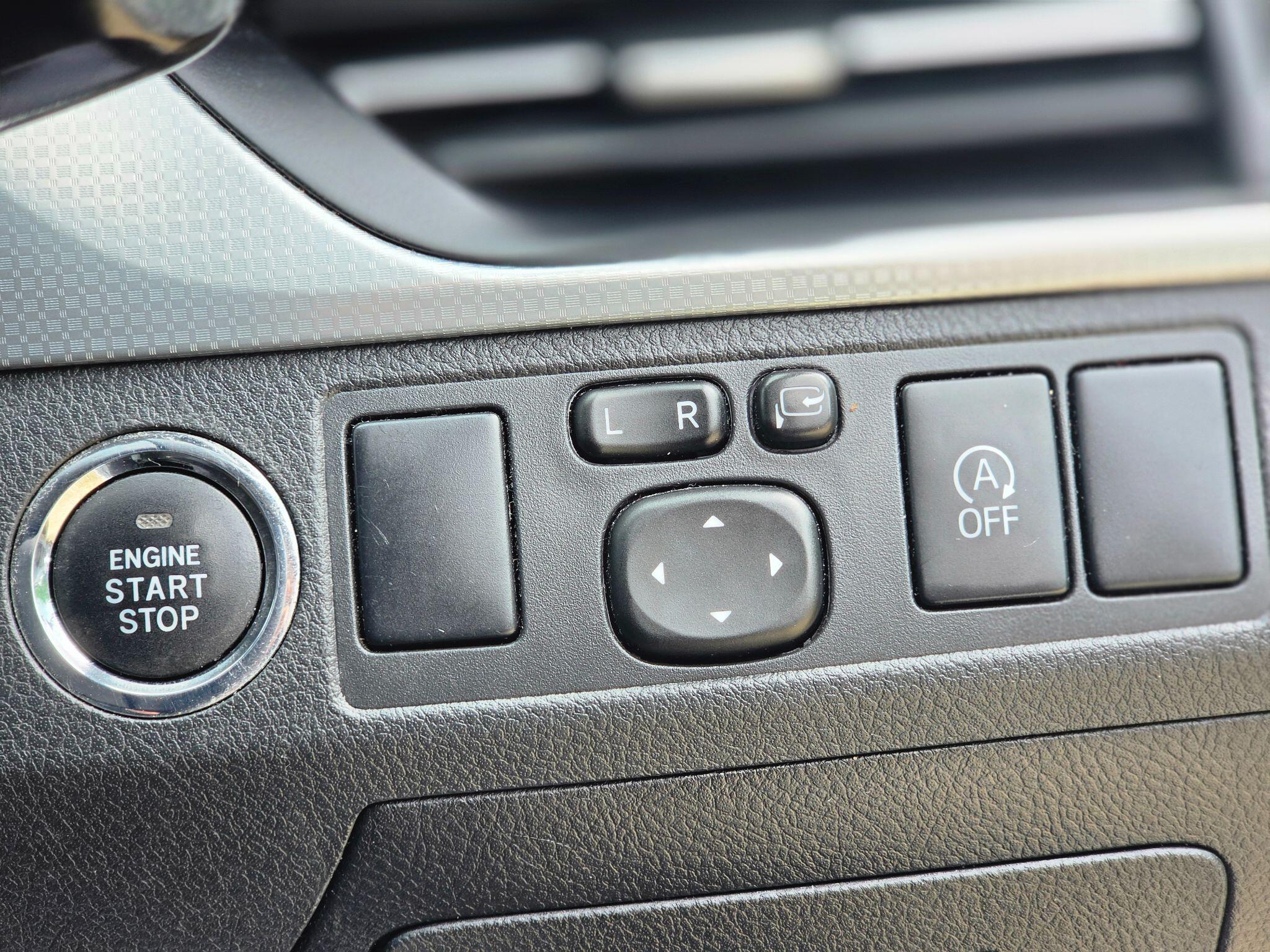 Toyota Avensis view 21