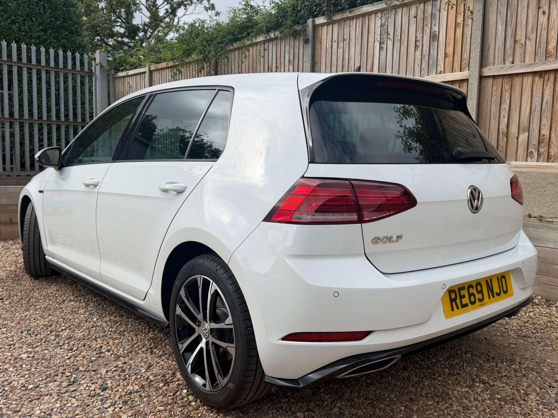 Volkswagen Golf view 8