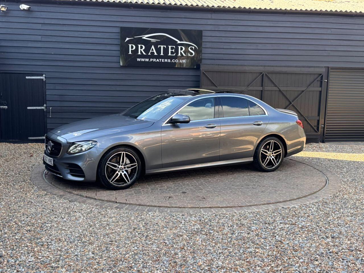 Mercedes-Benz E-Class view 25