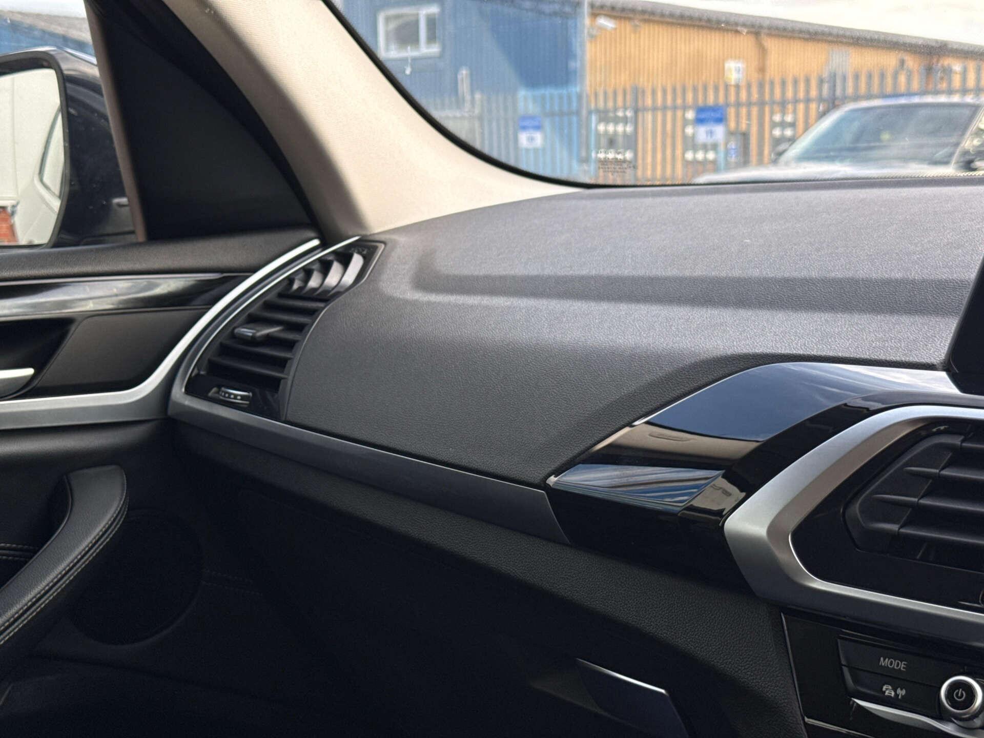 BMW X3 view 61