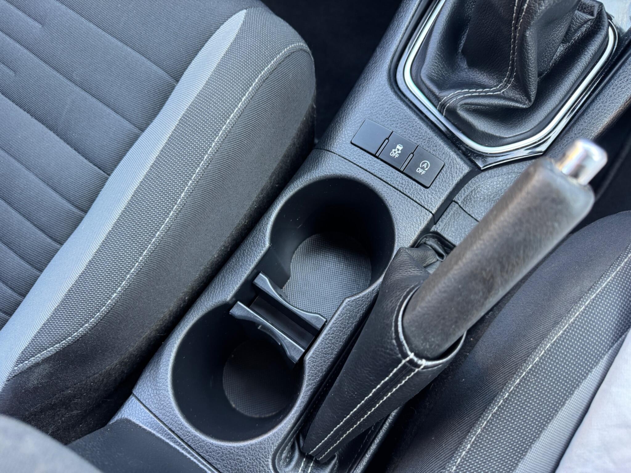 Toyota Auris view 22