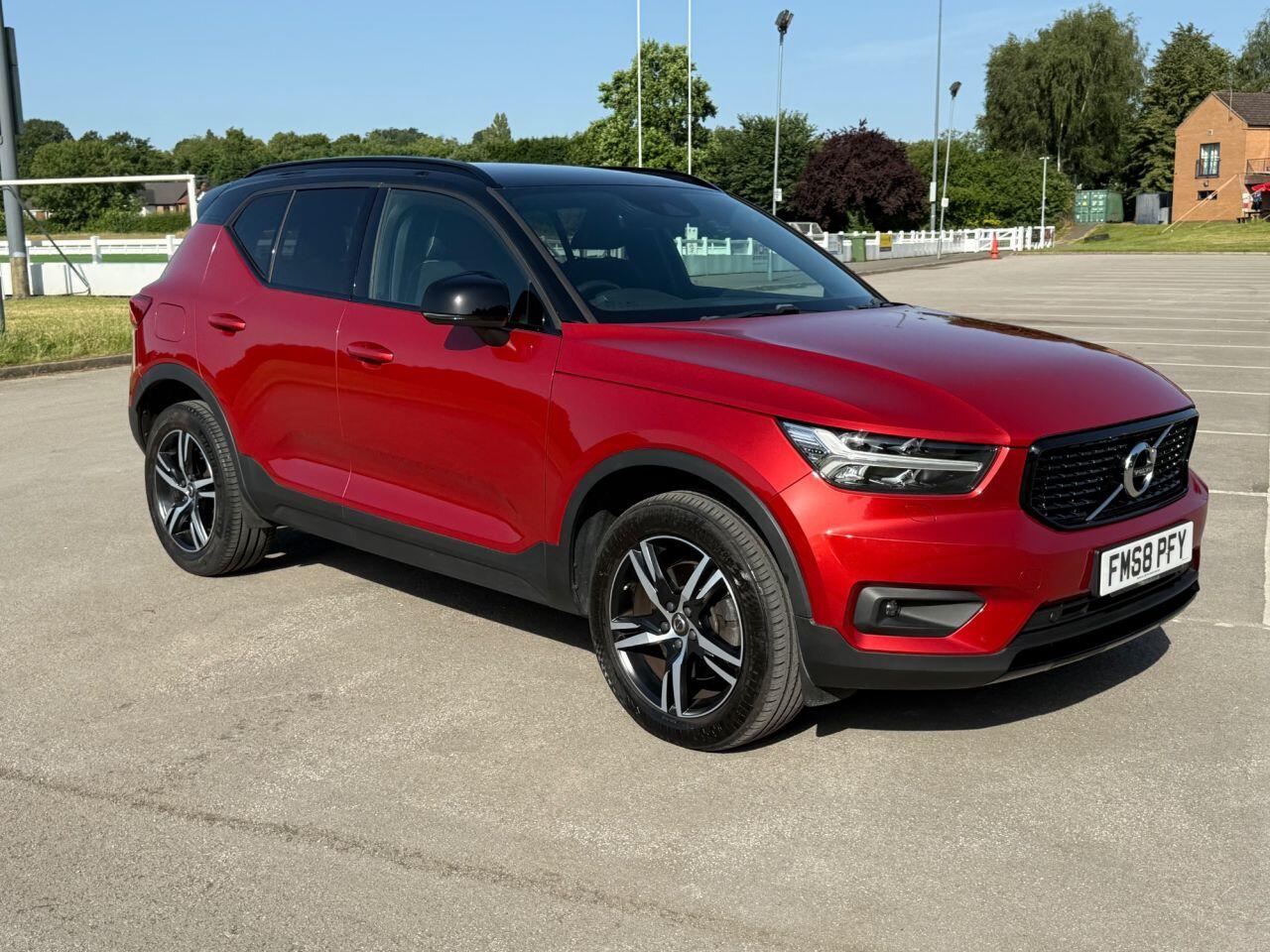 Volvo XC40 view 24