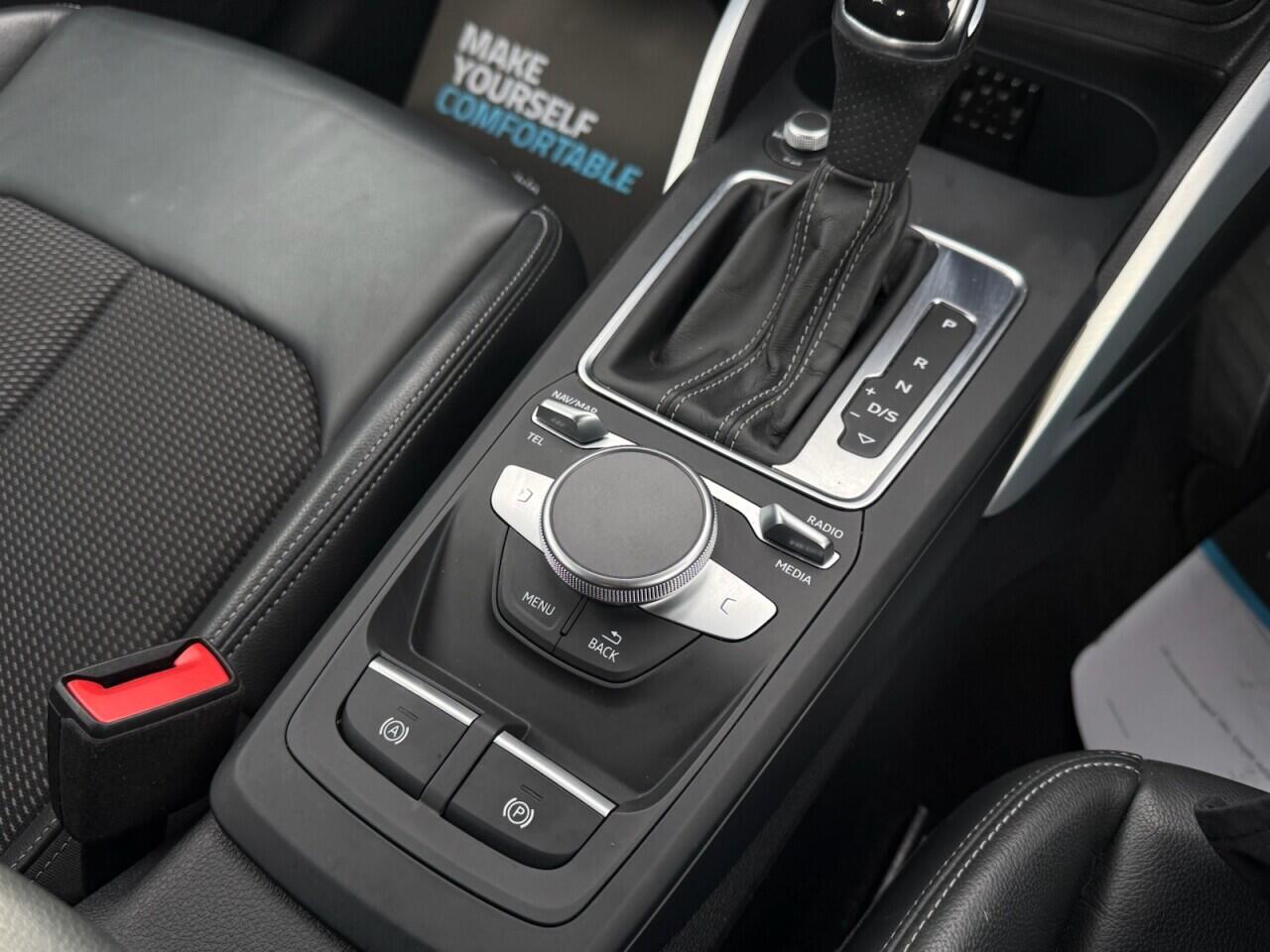 Audi Q2 view 21