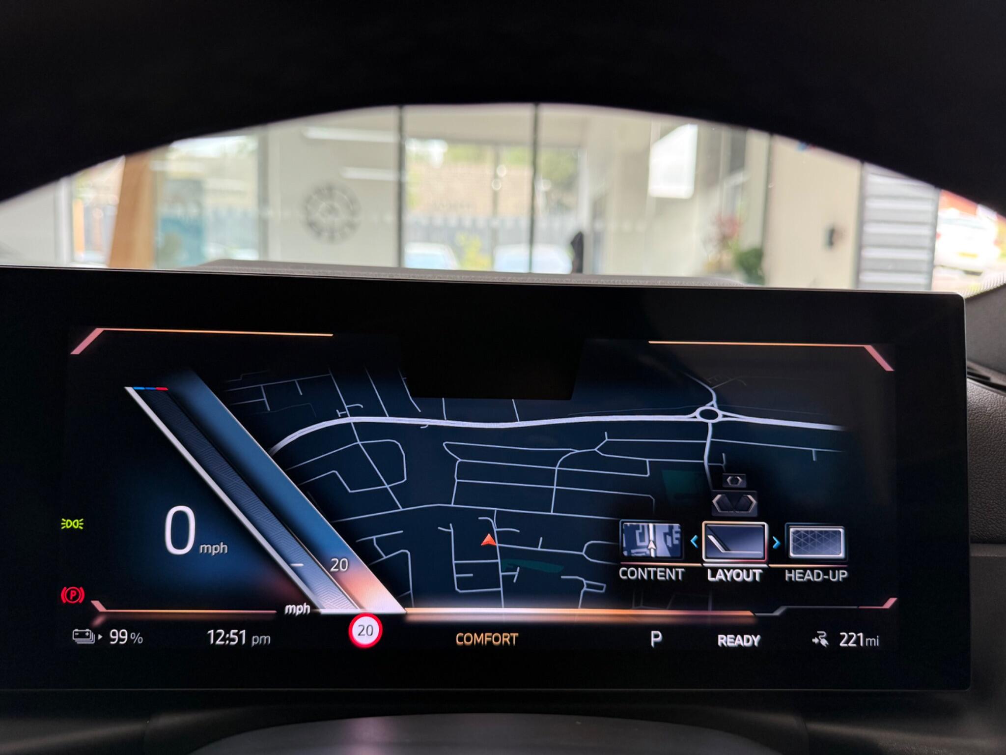 BMW I4 view 22