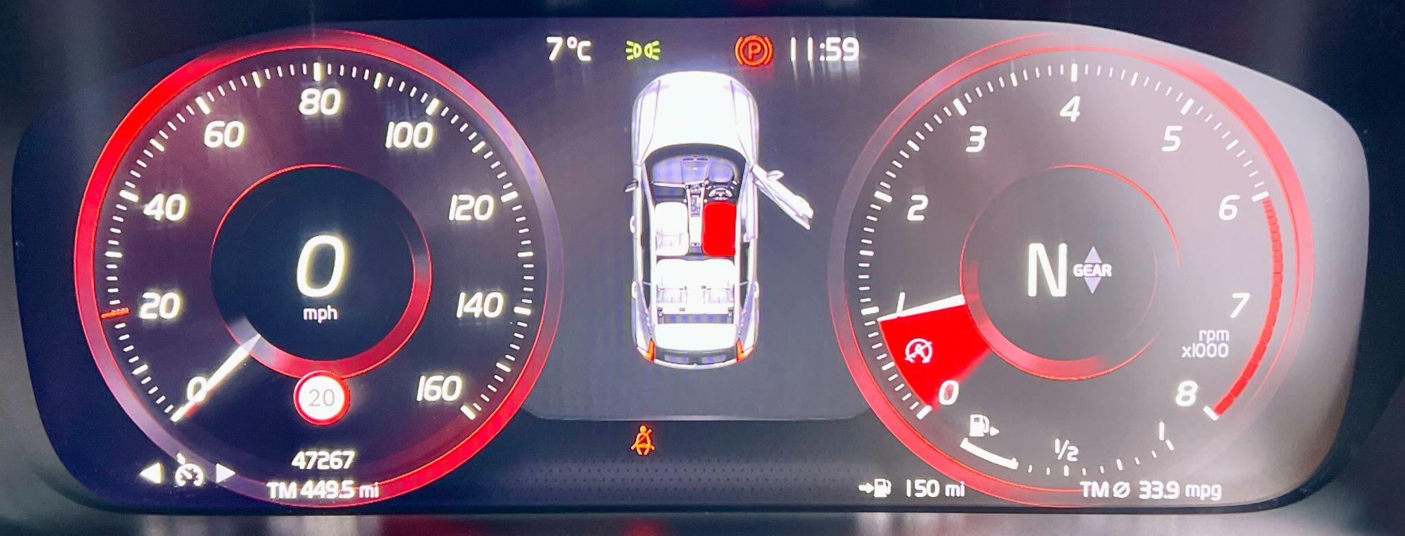Volvo XC40 view 36