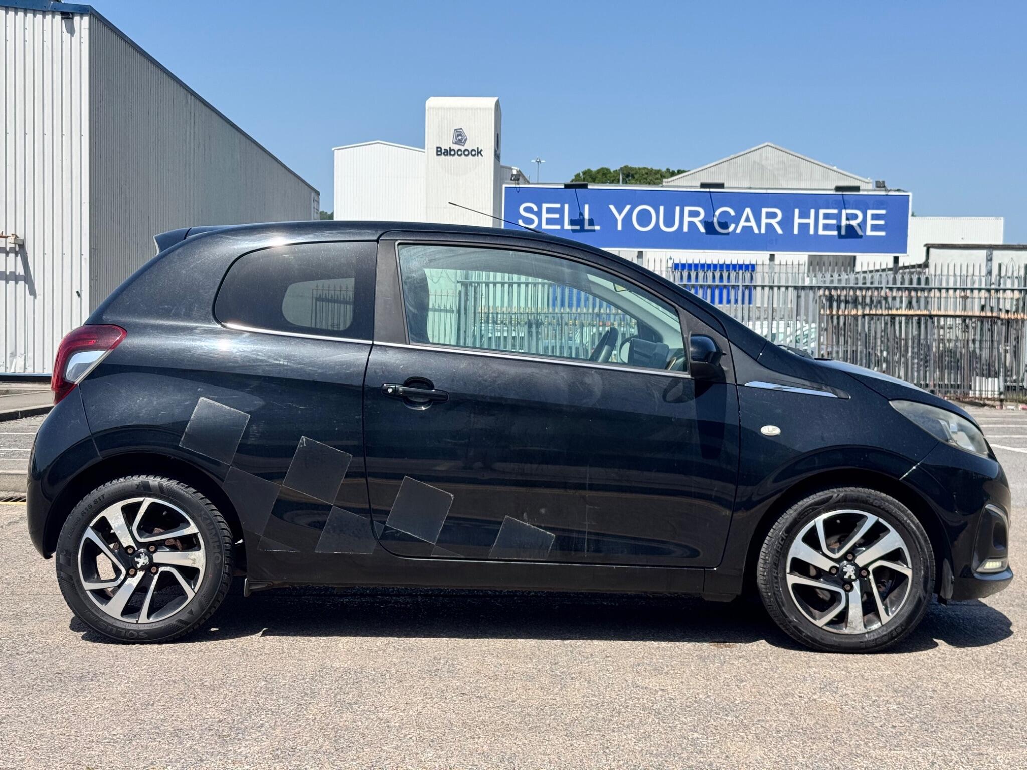 Peugeot 108 view 17